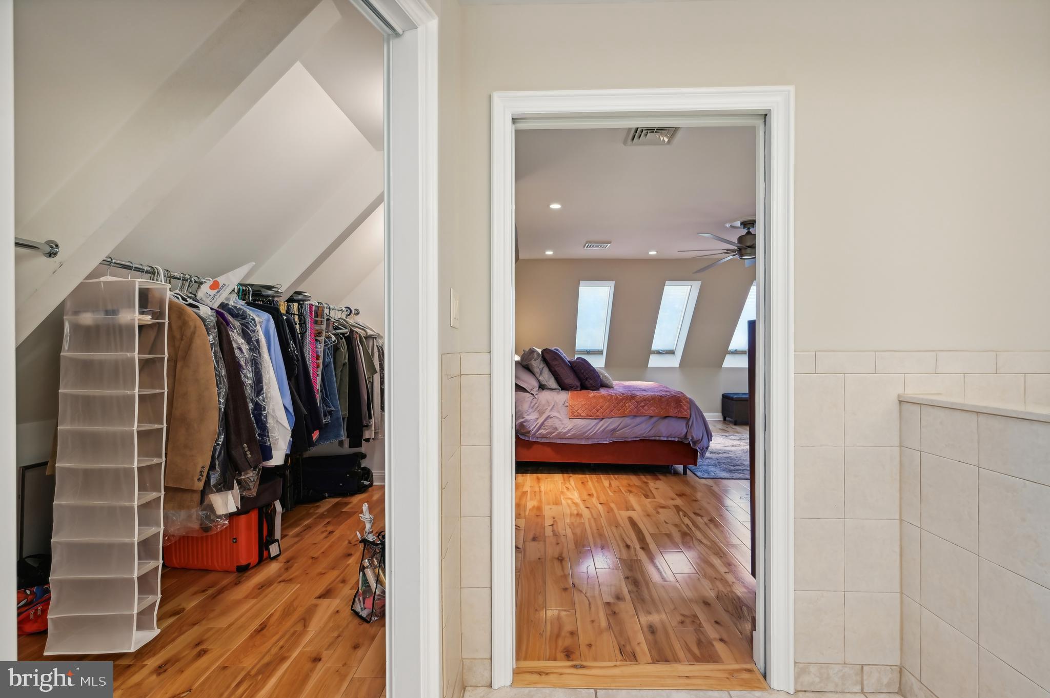 MANORS OF OAKWOOD - Residential