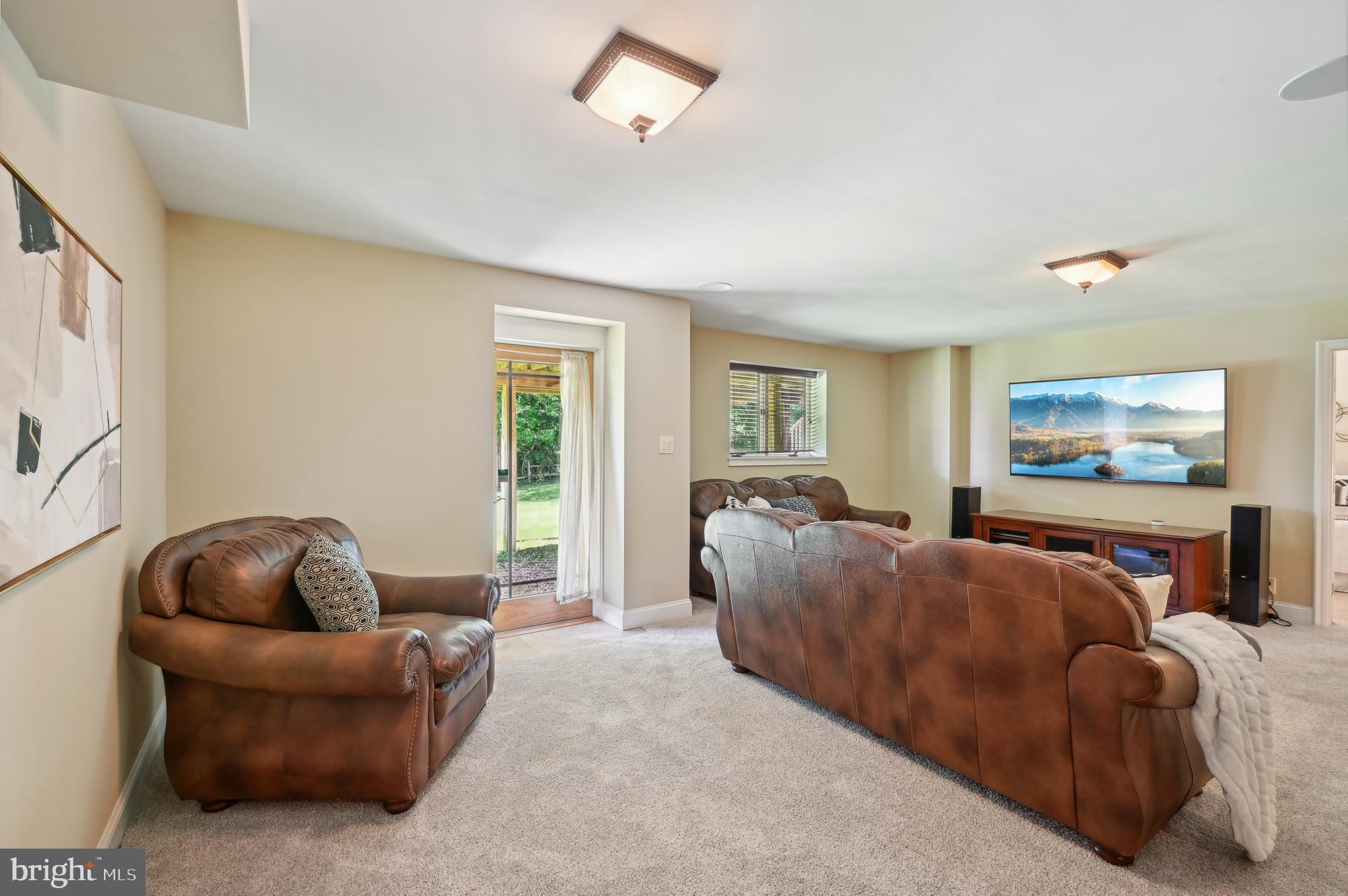 MANORS OF OAKWOOD - Residential