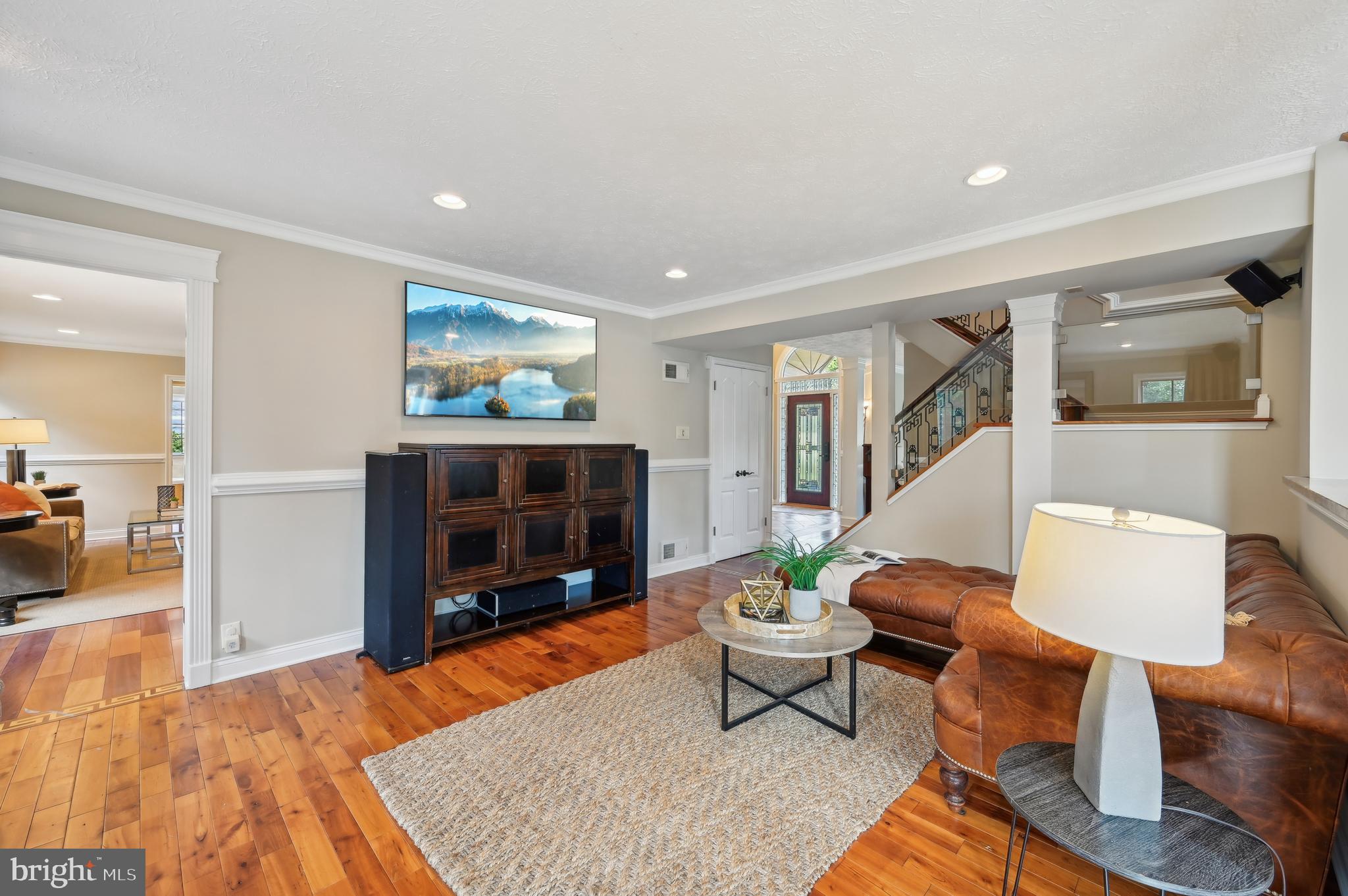 MANORS OF OAKWOOD - Residential