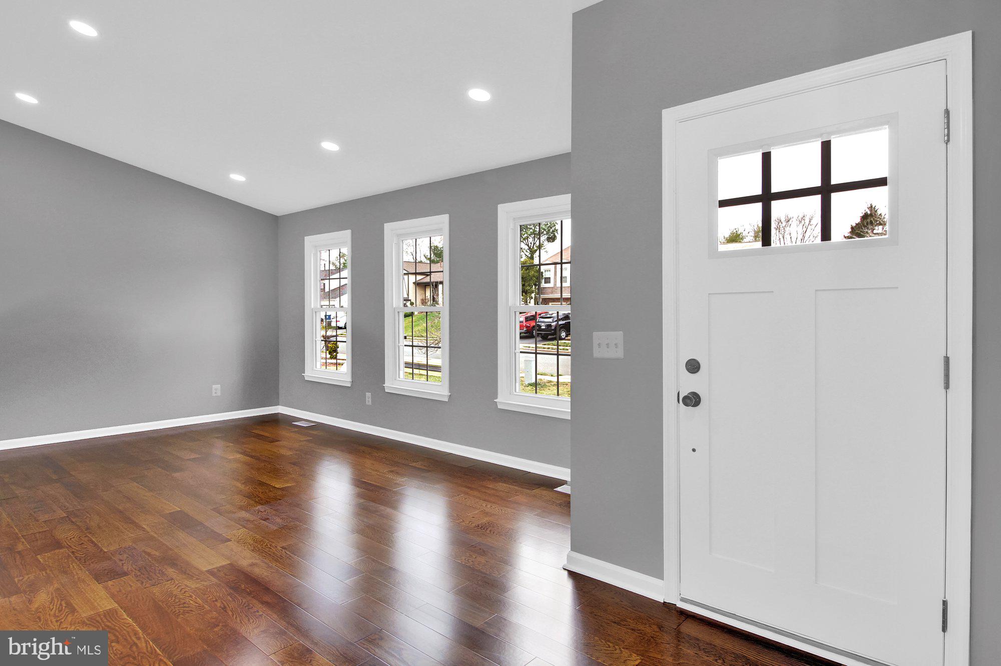 BELLE POND FARM - Residential