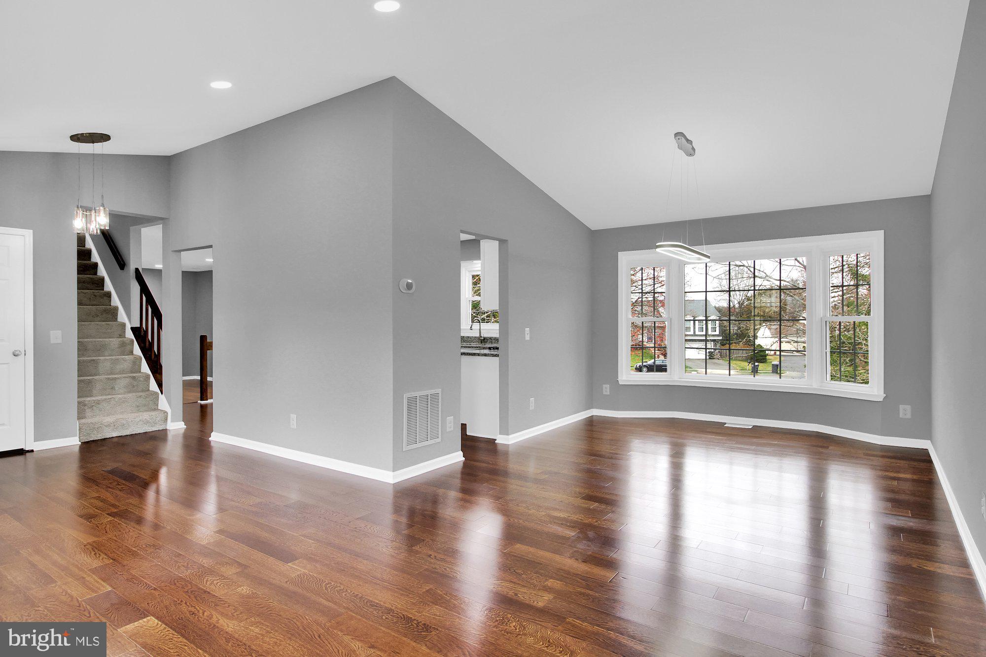 BELLE POND FARM - Residential