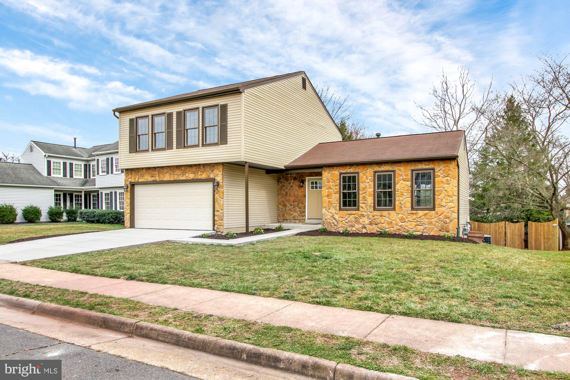 BELLE POND FARM - Residential