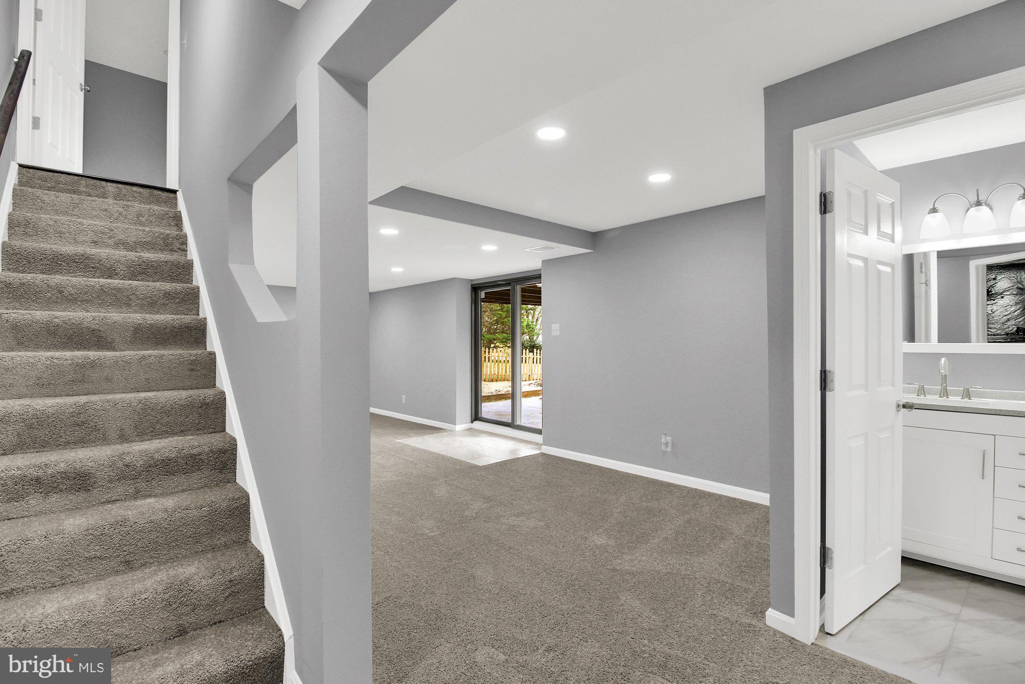 BELLE POND FARM - Residential