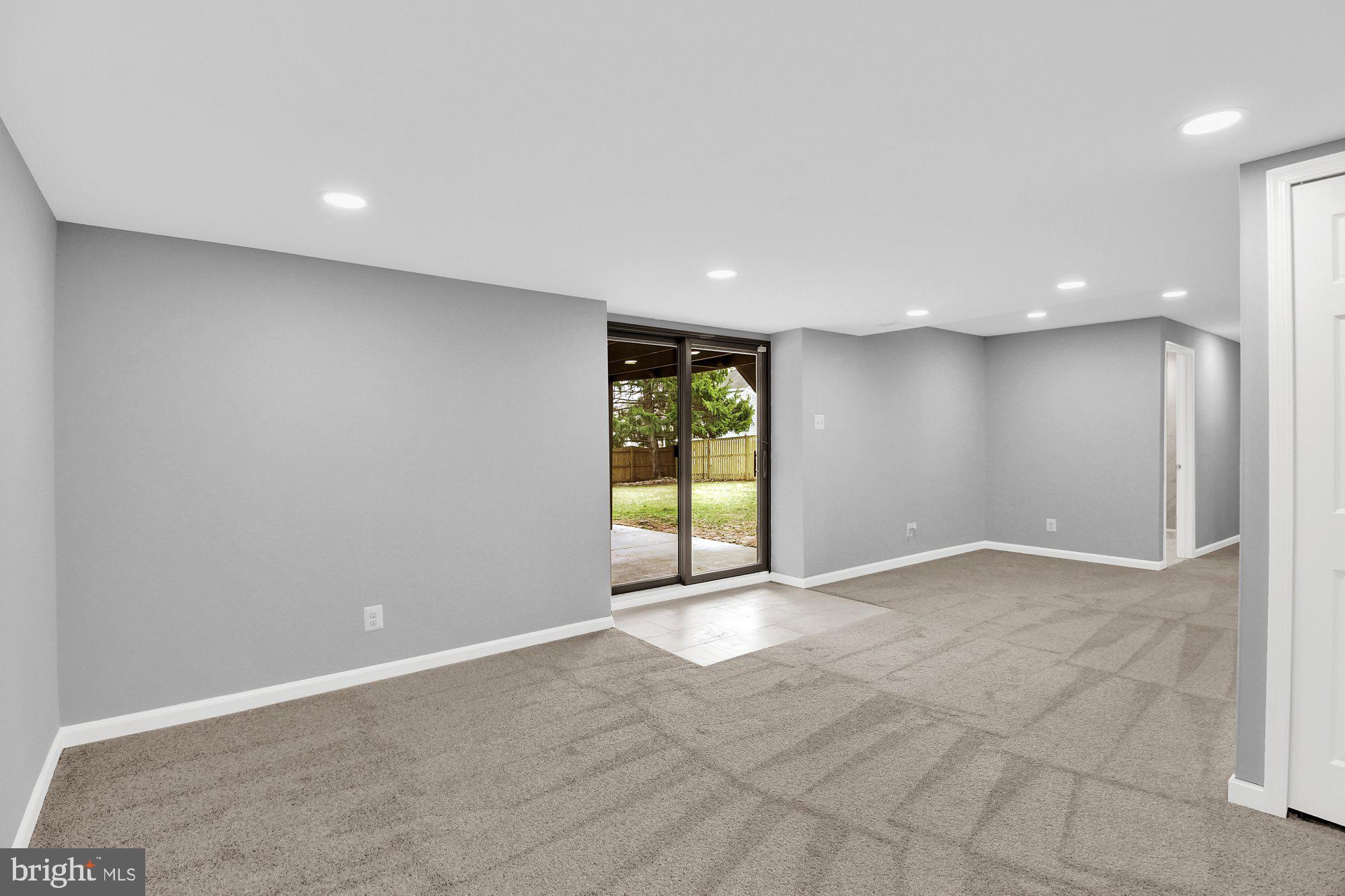 BELLE POND FARM - Residential