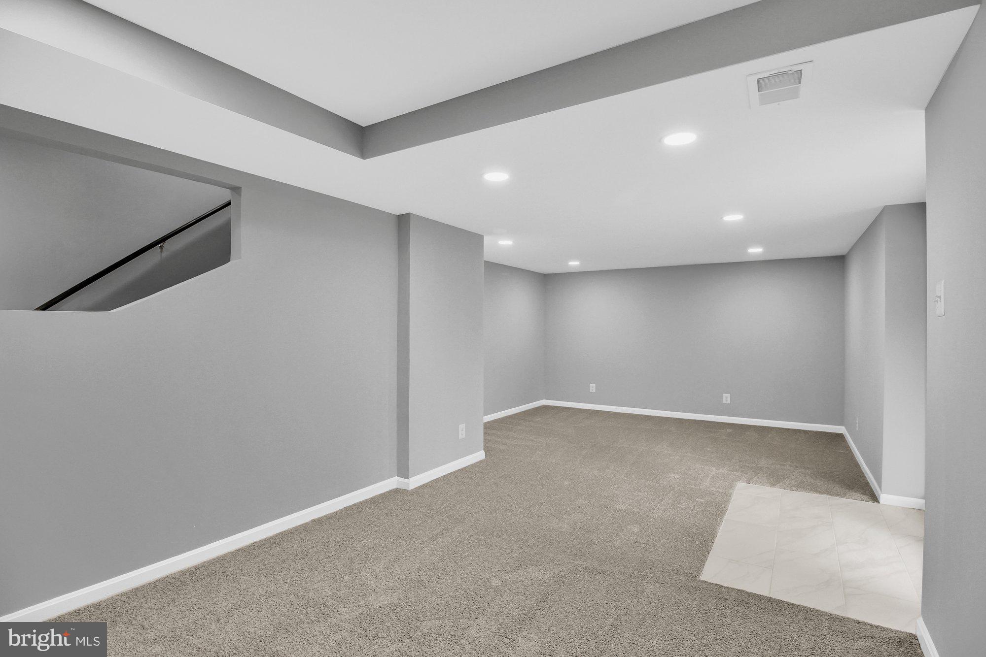 BELLE POND FARM - Residential