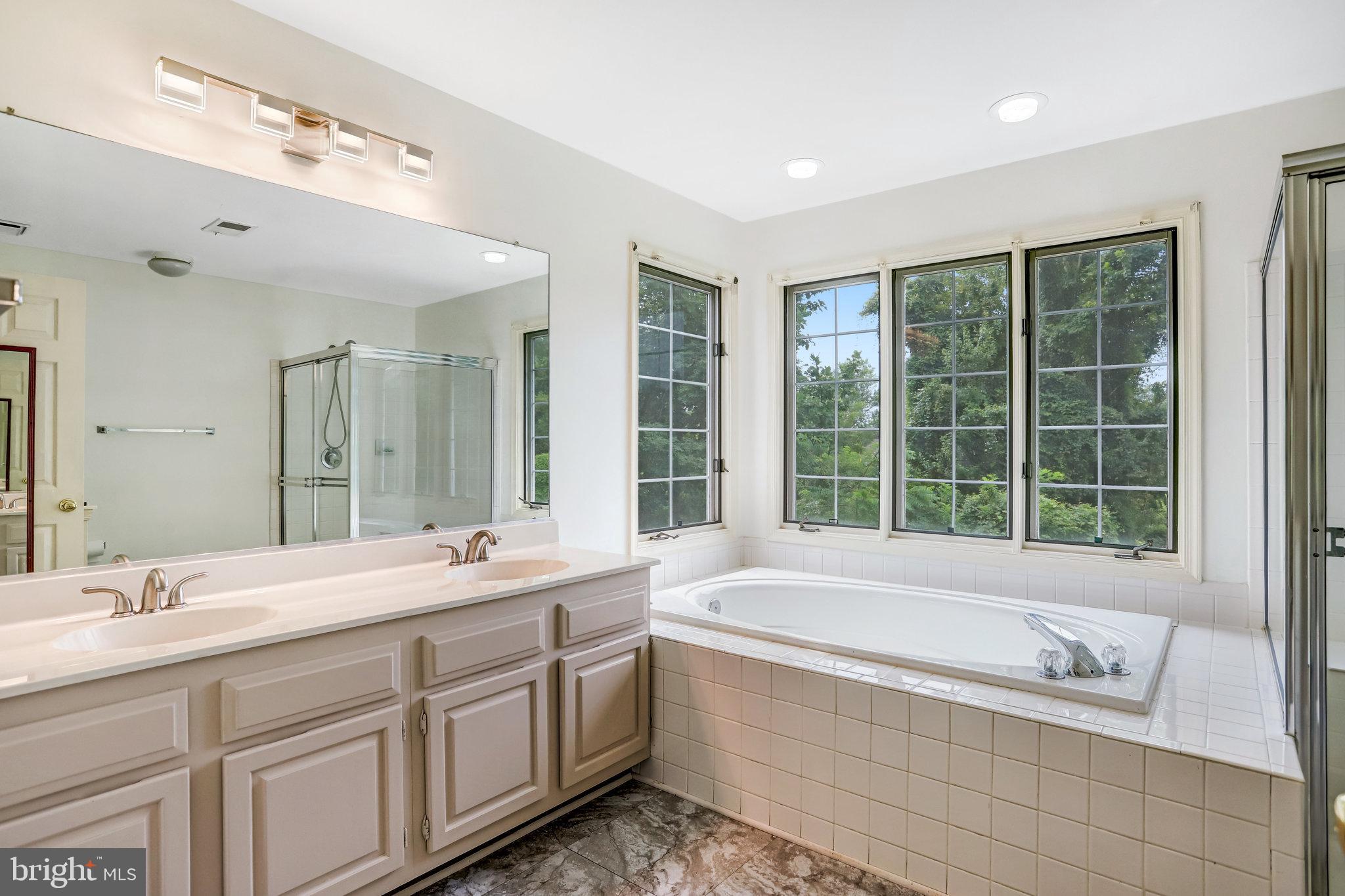 COLLINGTON STATION - Residential