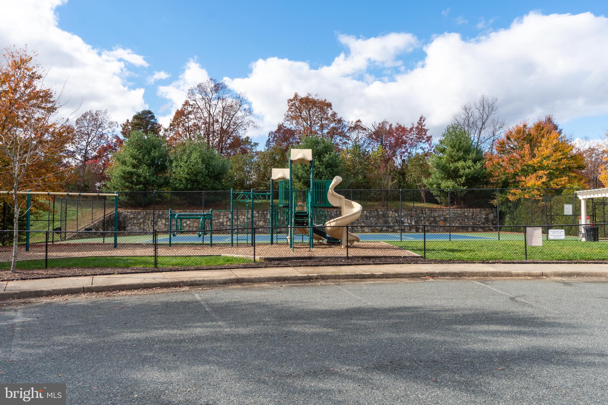 VILLAGE OF IDLEWILD - Residential