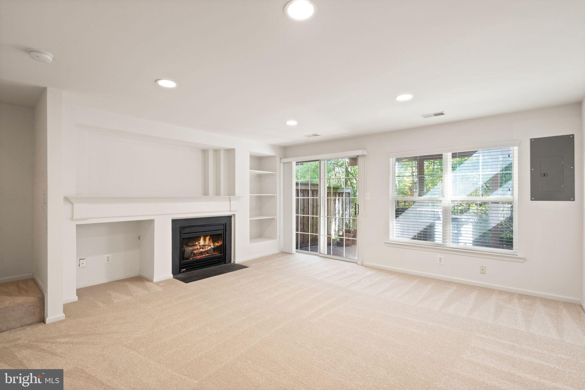 BROADLANDS - Residential