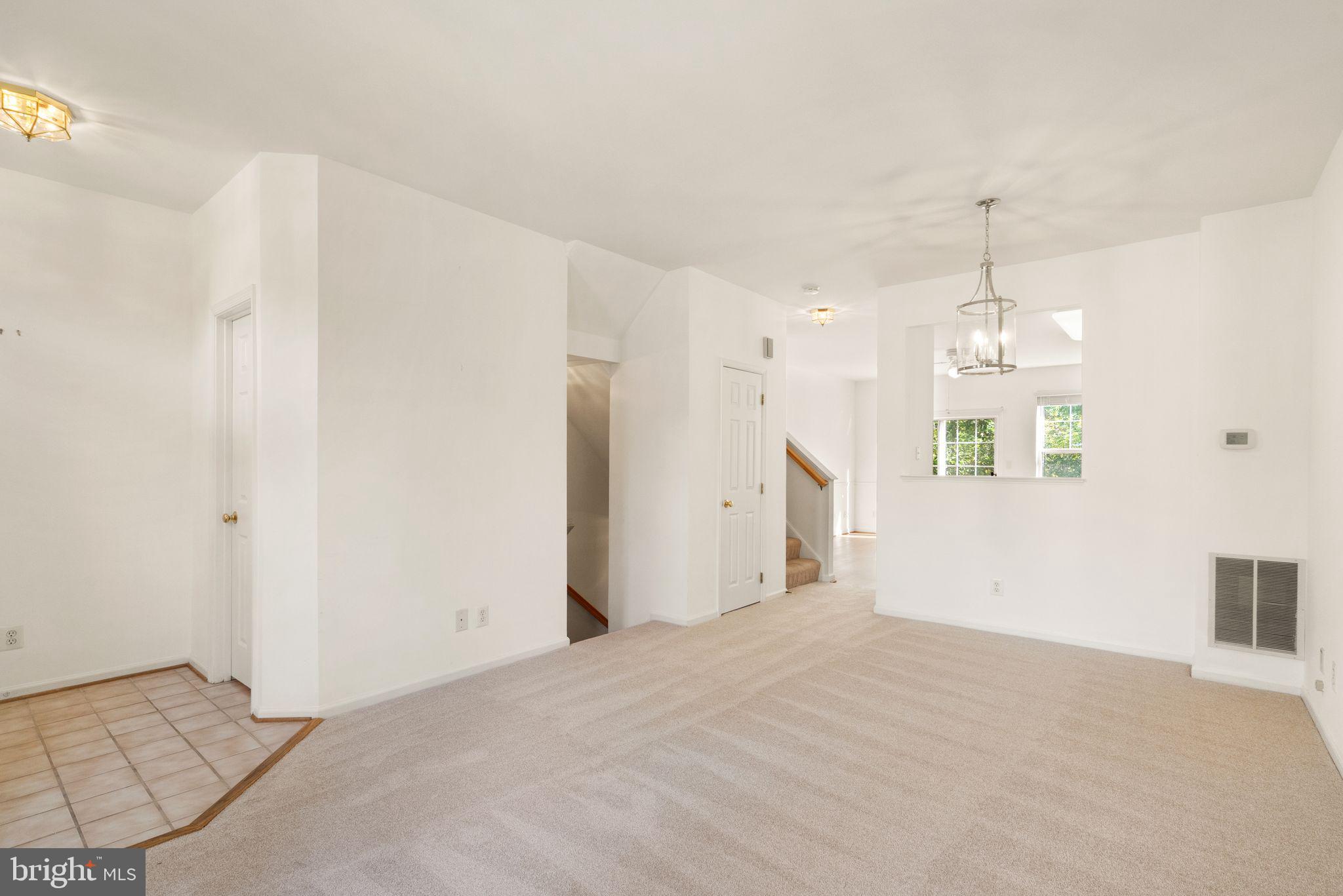 BROADLANDS - Residential