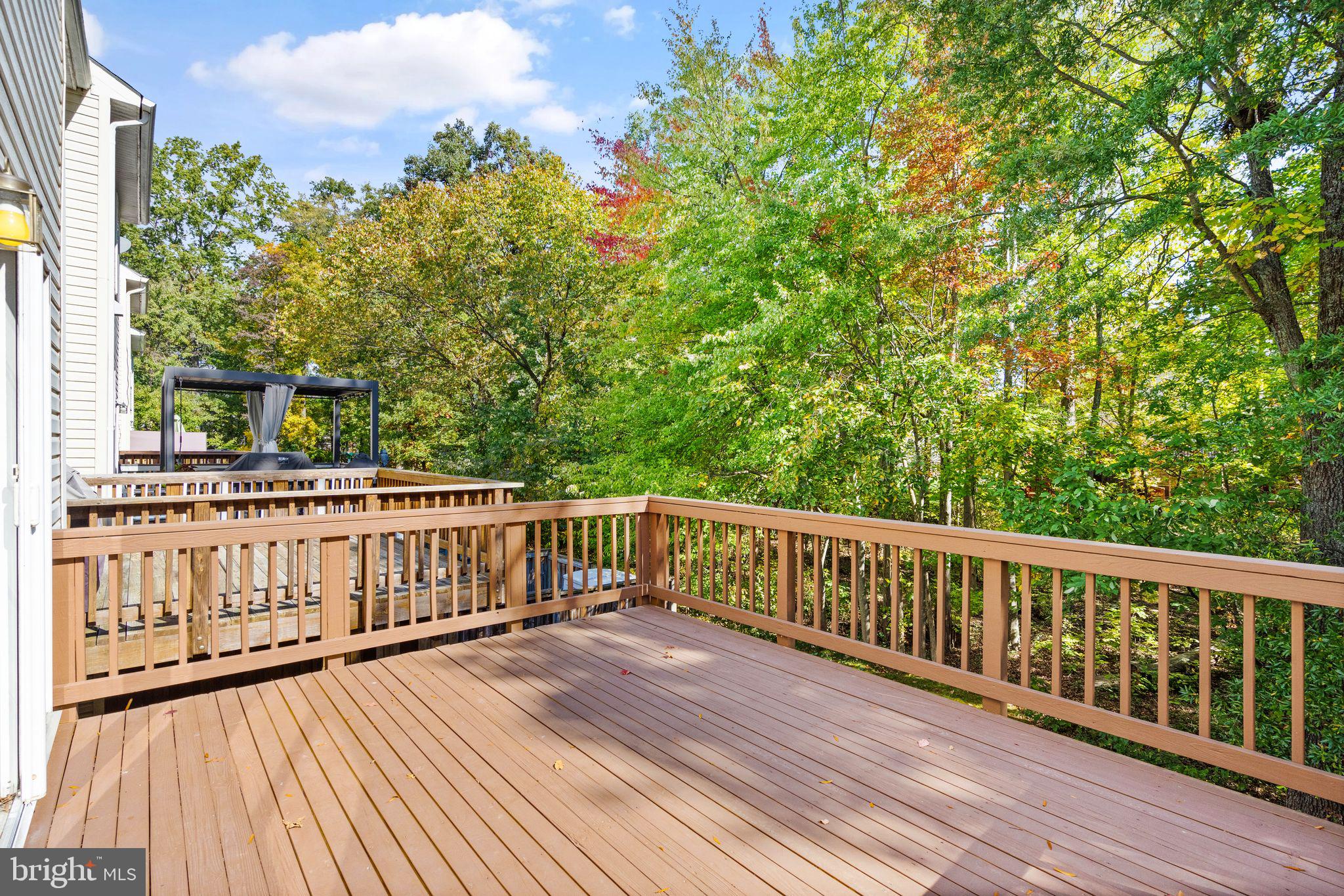 BROADLANDS - Residential