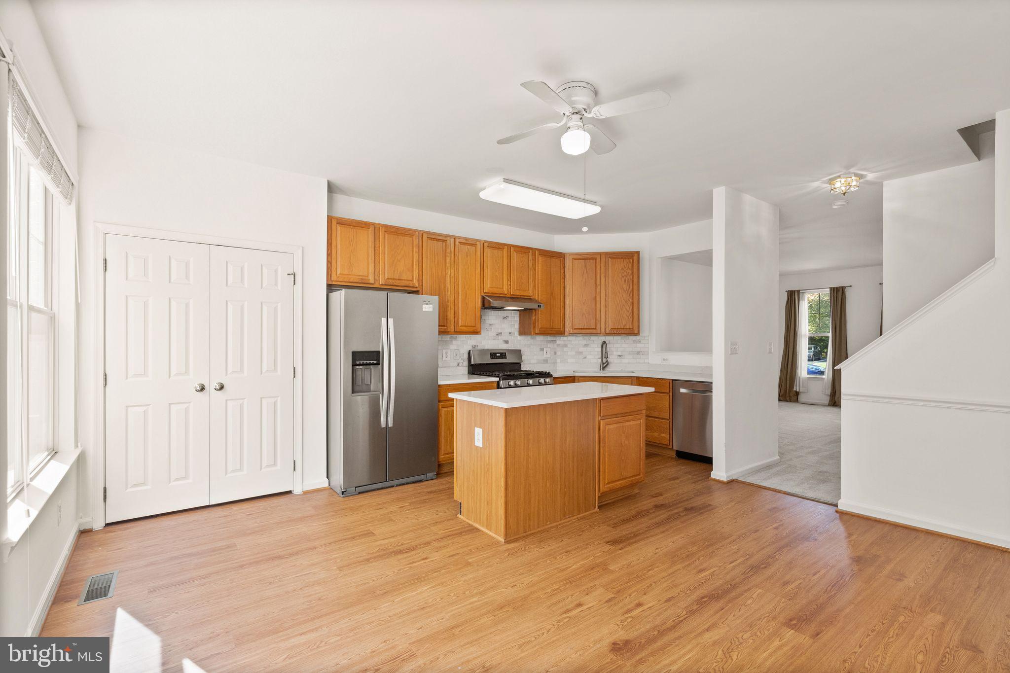 BROADLANDS - Residential