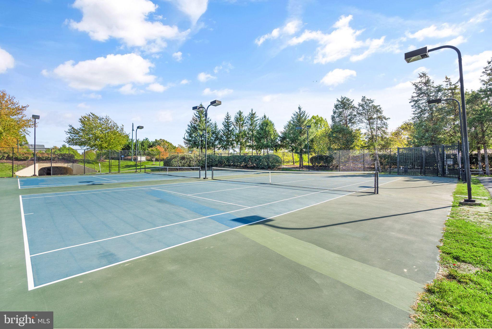 BROADLANDS - Residential