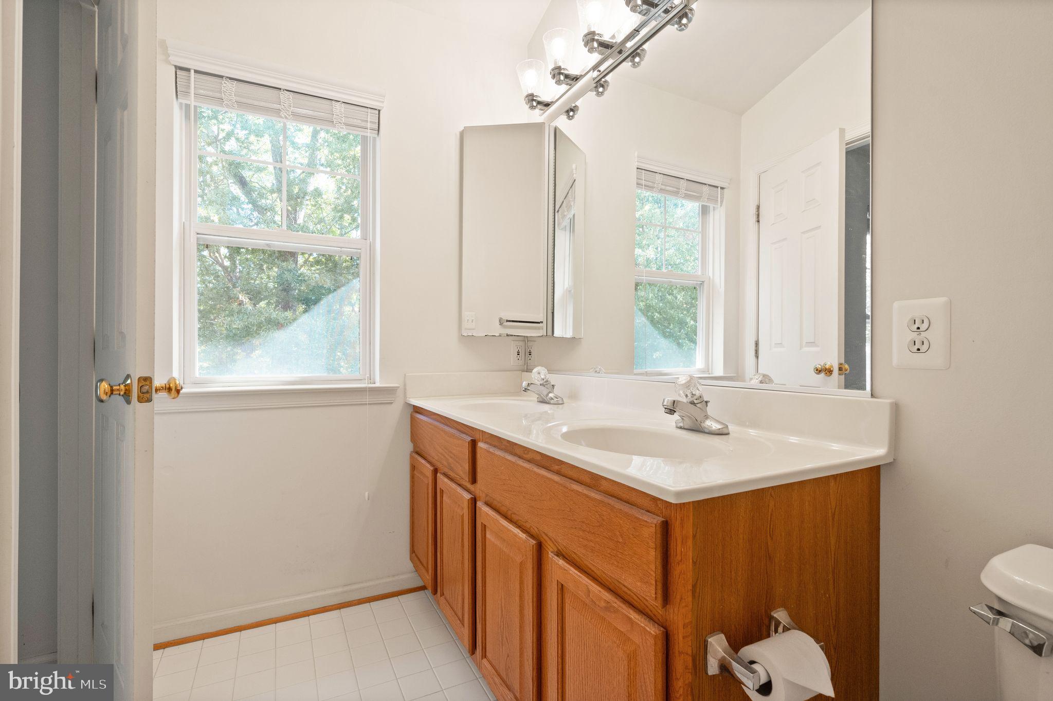 BROADLANDS - Residential