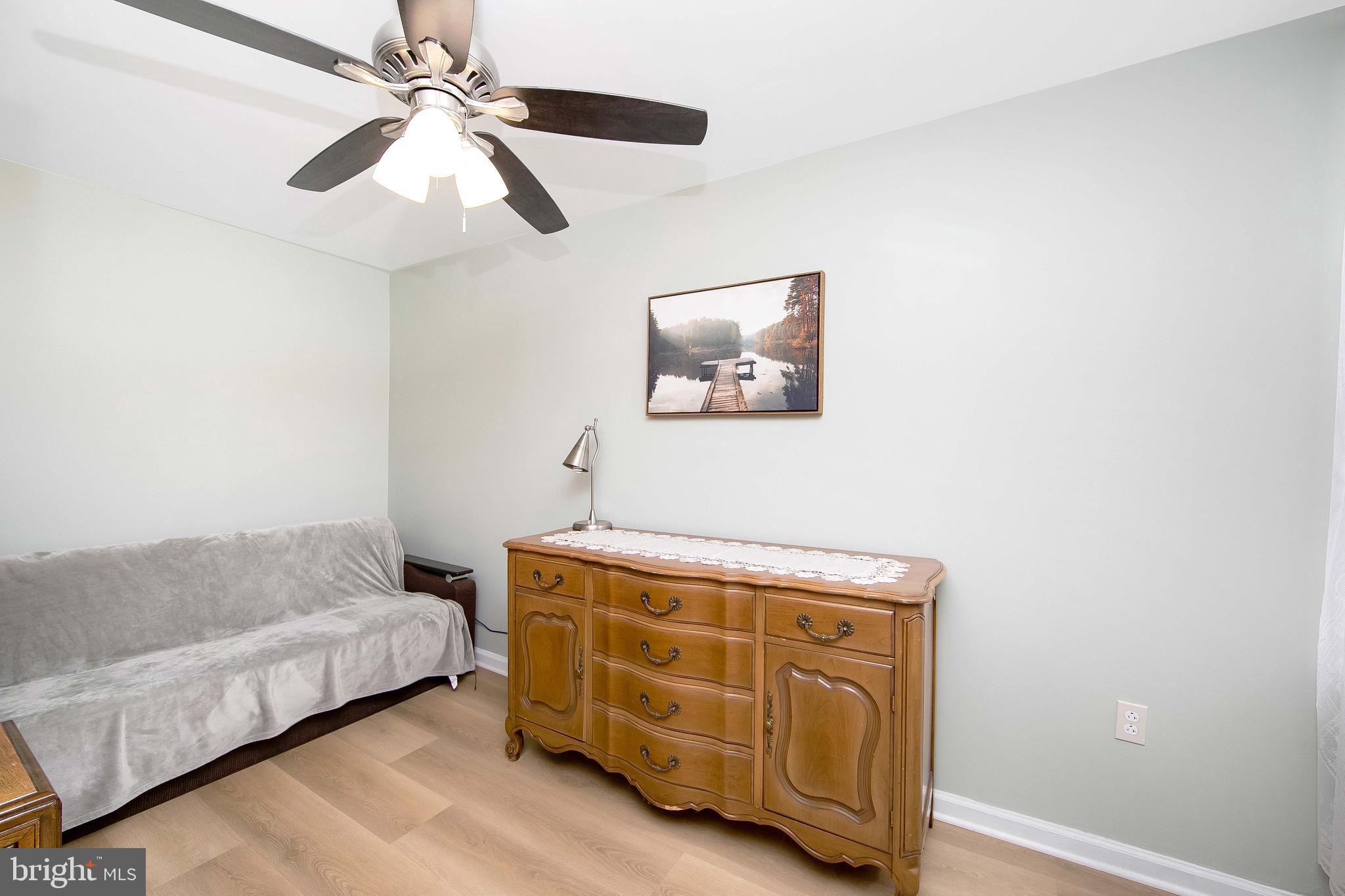 PORT RICHMOND - Residential