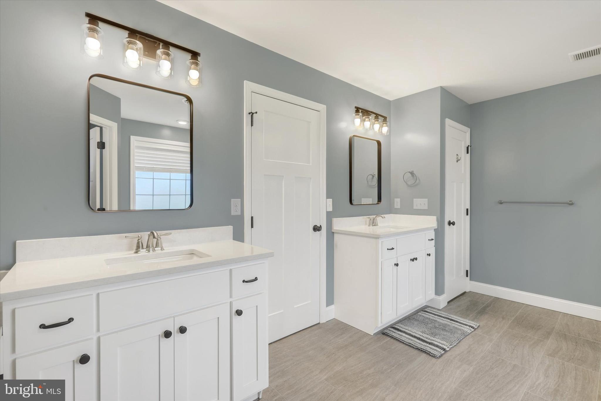 HERITAGE ESTATES WEST - Residential