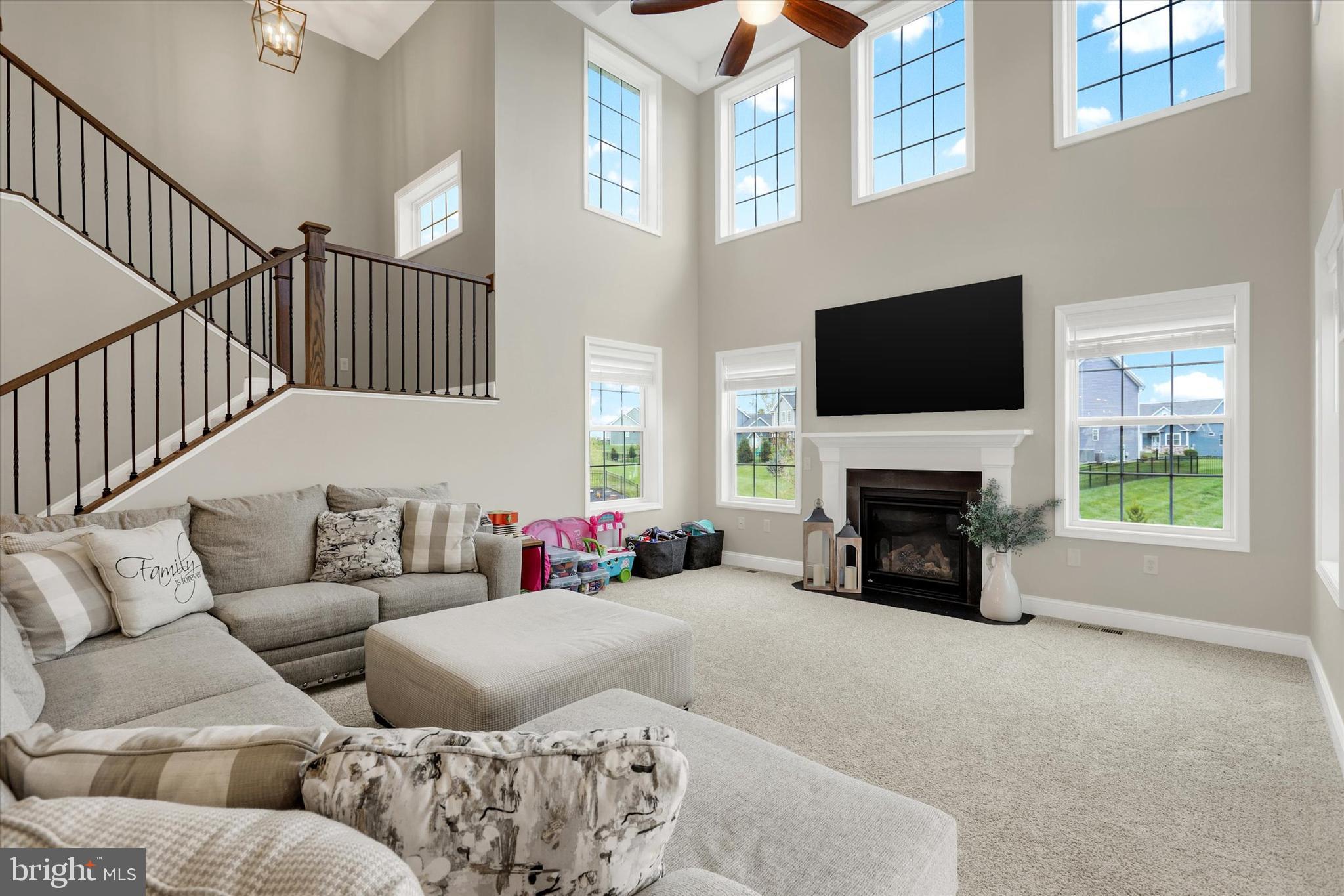 HERITAGE ESTATES WEST - Residential