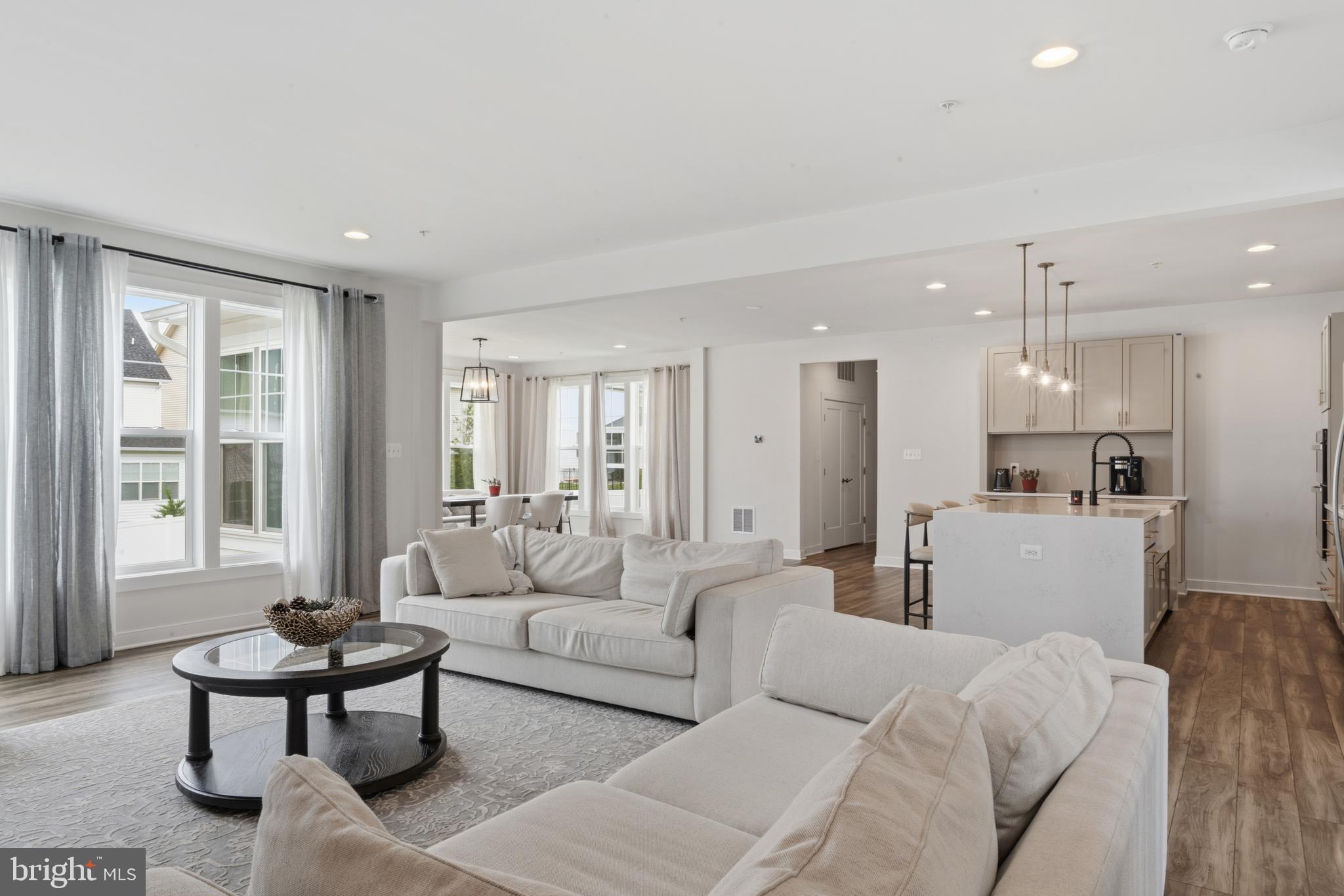 LANDSDALE - Residential