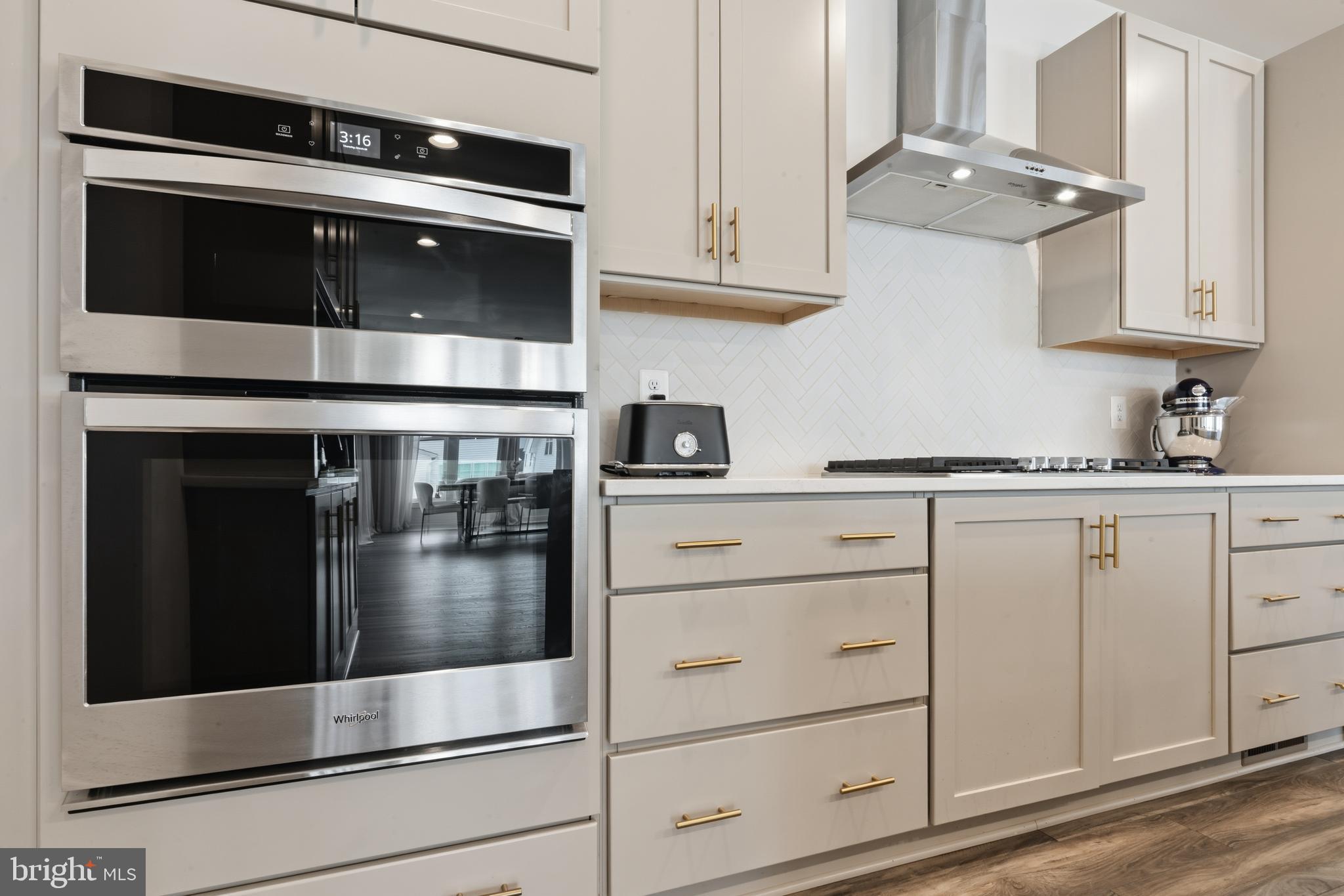 LANDSDALE - Residential