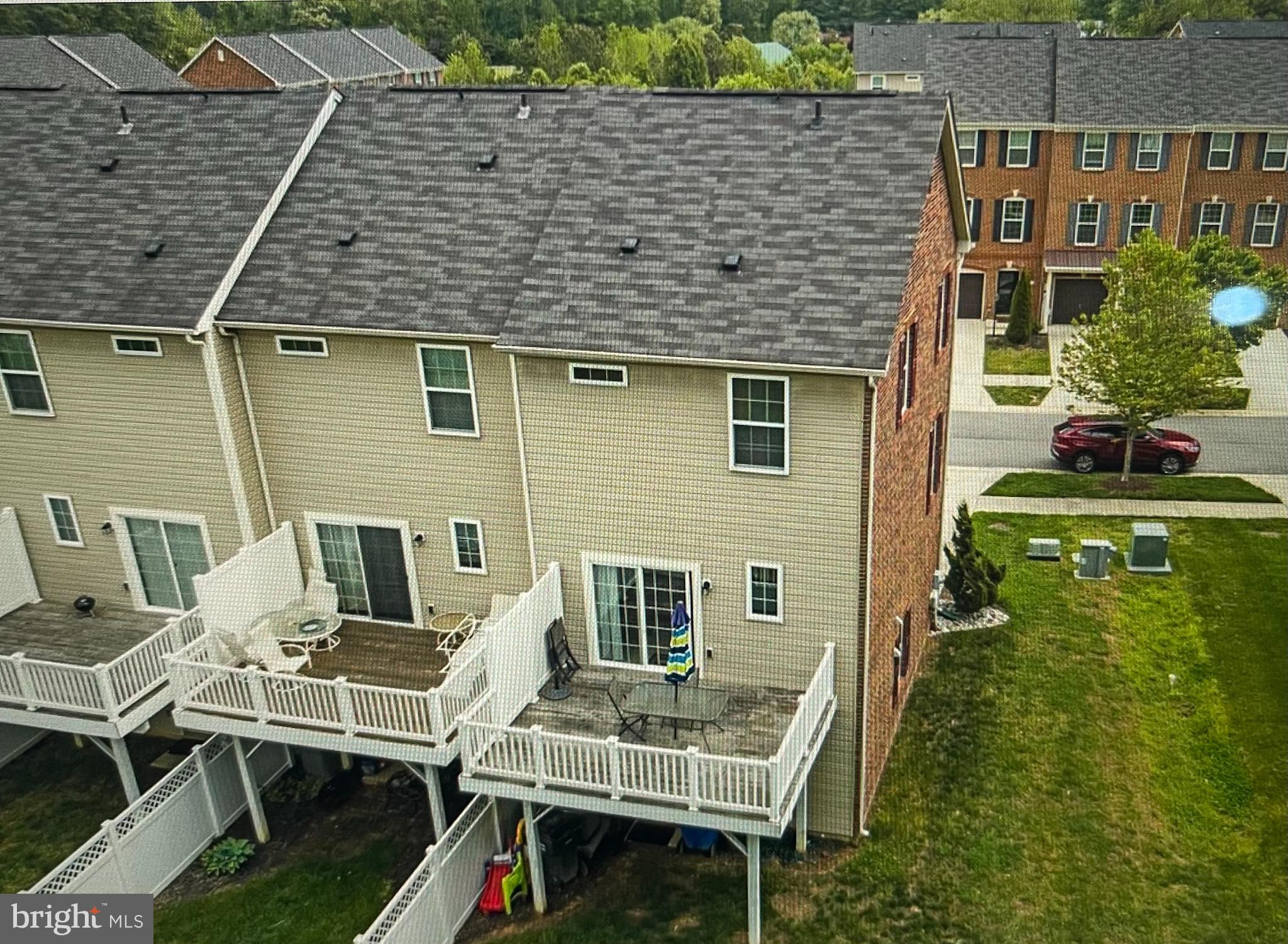 ST CHARLES SUB - GLENEAGLES - Residential Lease