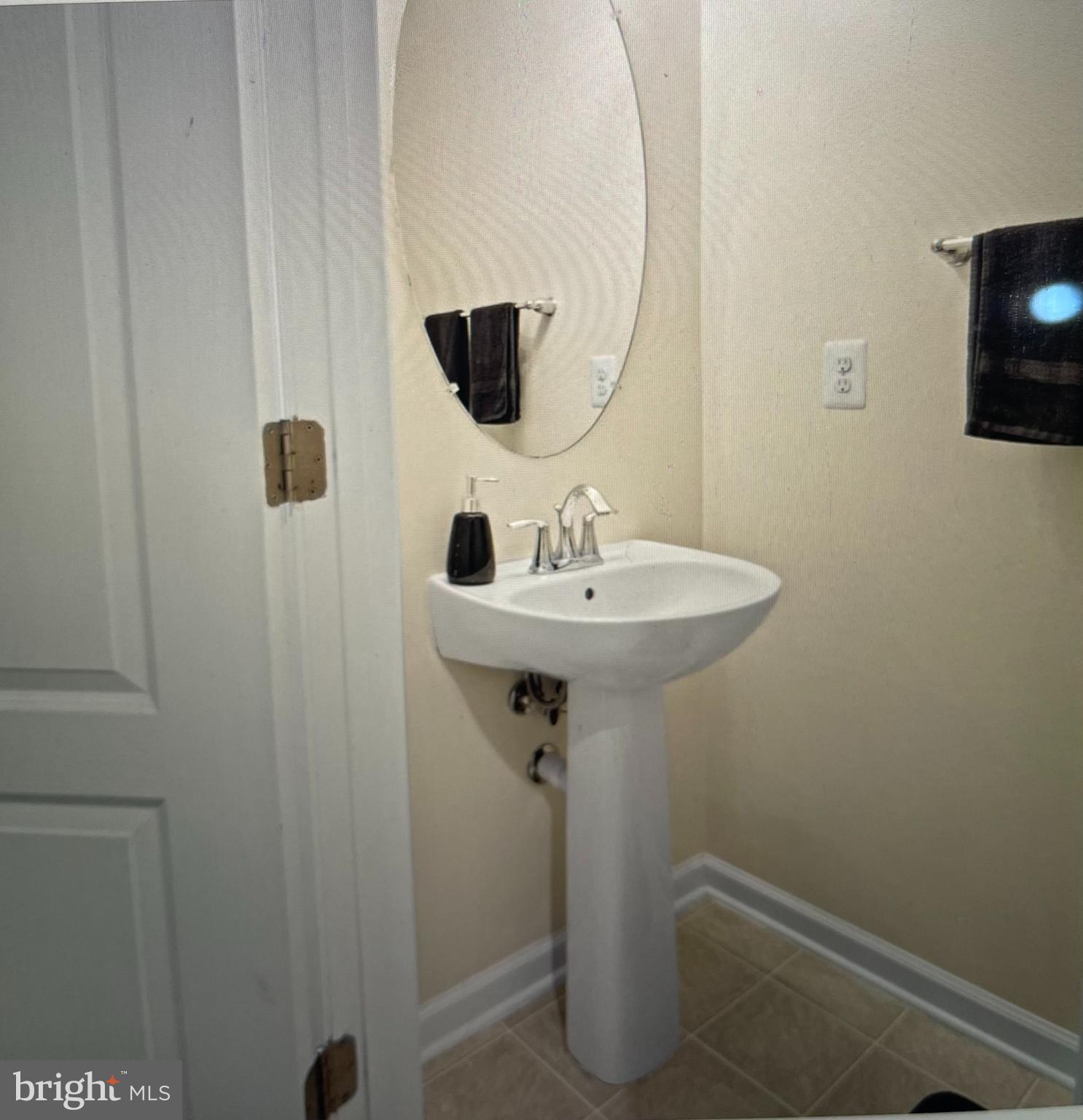 ST CHARLES SUB - GLENEAGLES - Residential Lease