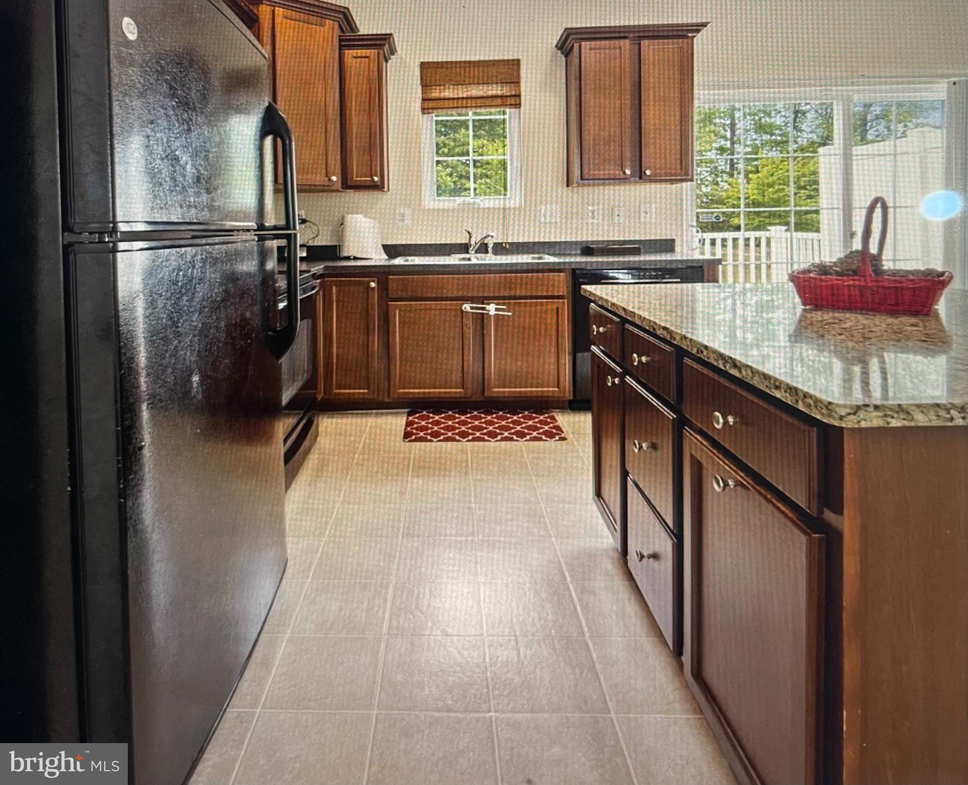 ST CHARLES SUB - GLENEAGLES - Residential Lease