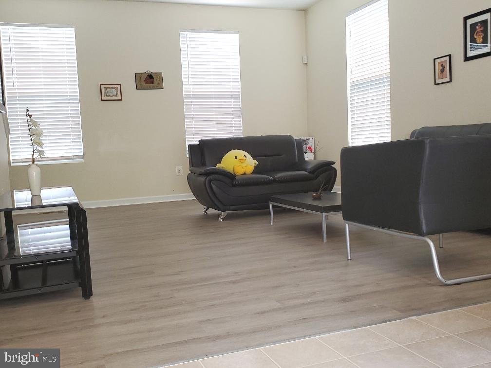 ST CHARLES SUB - GLENEAGLES - Residential Lease