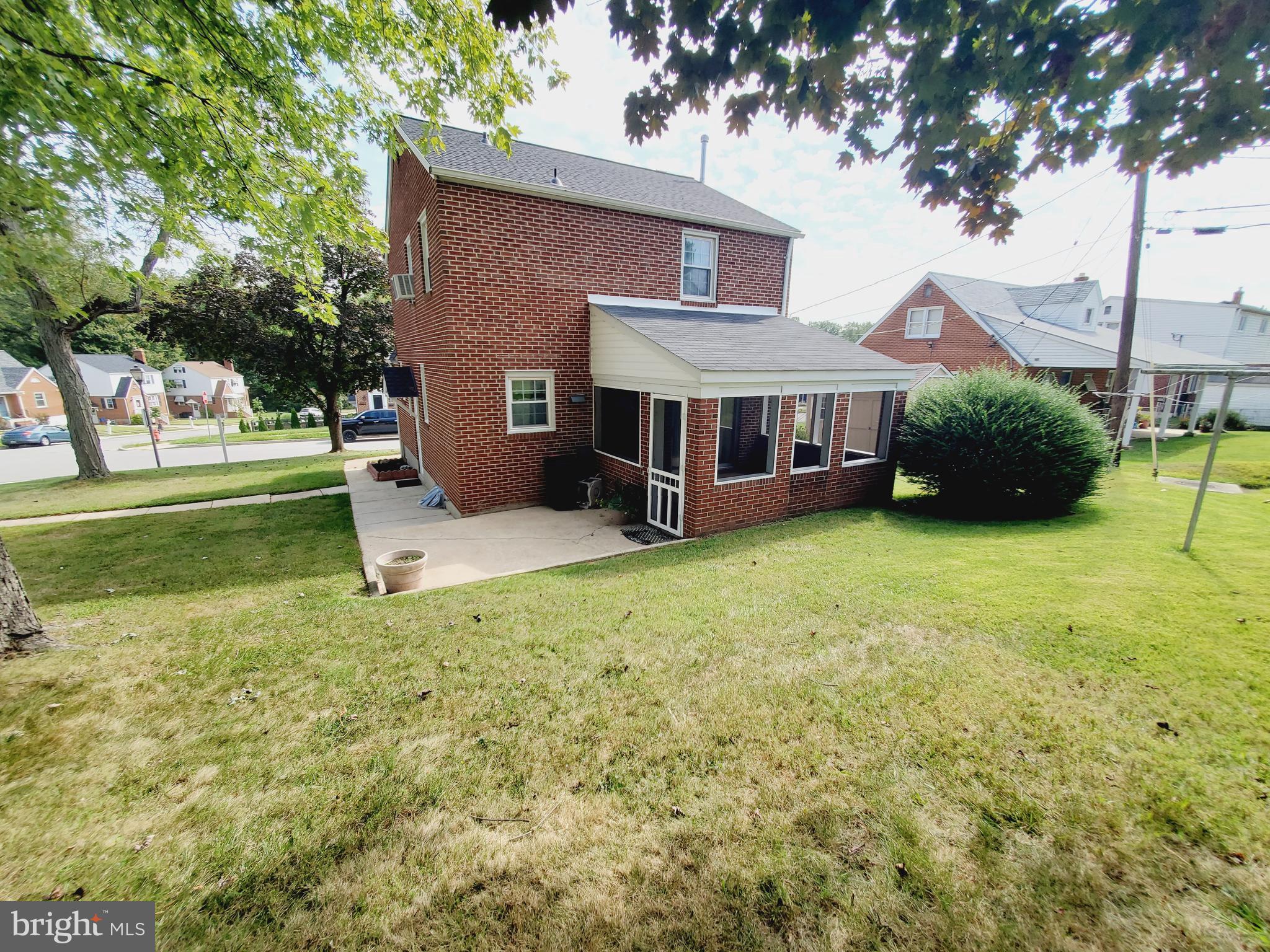 HILLBROOK - Residential