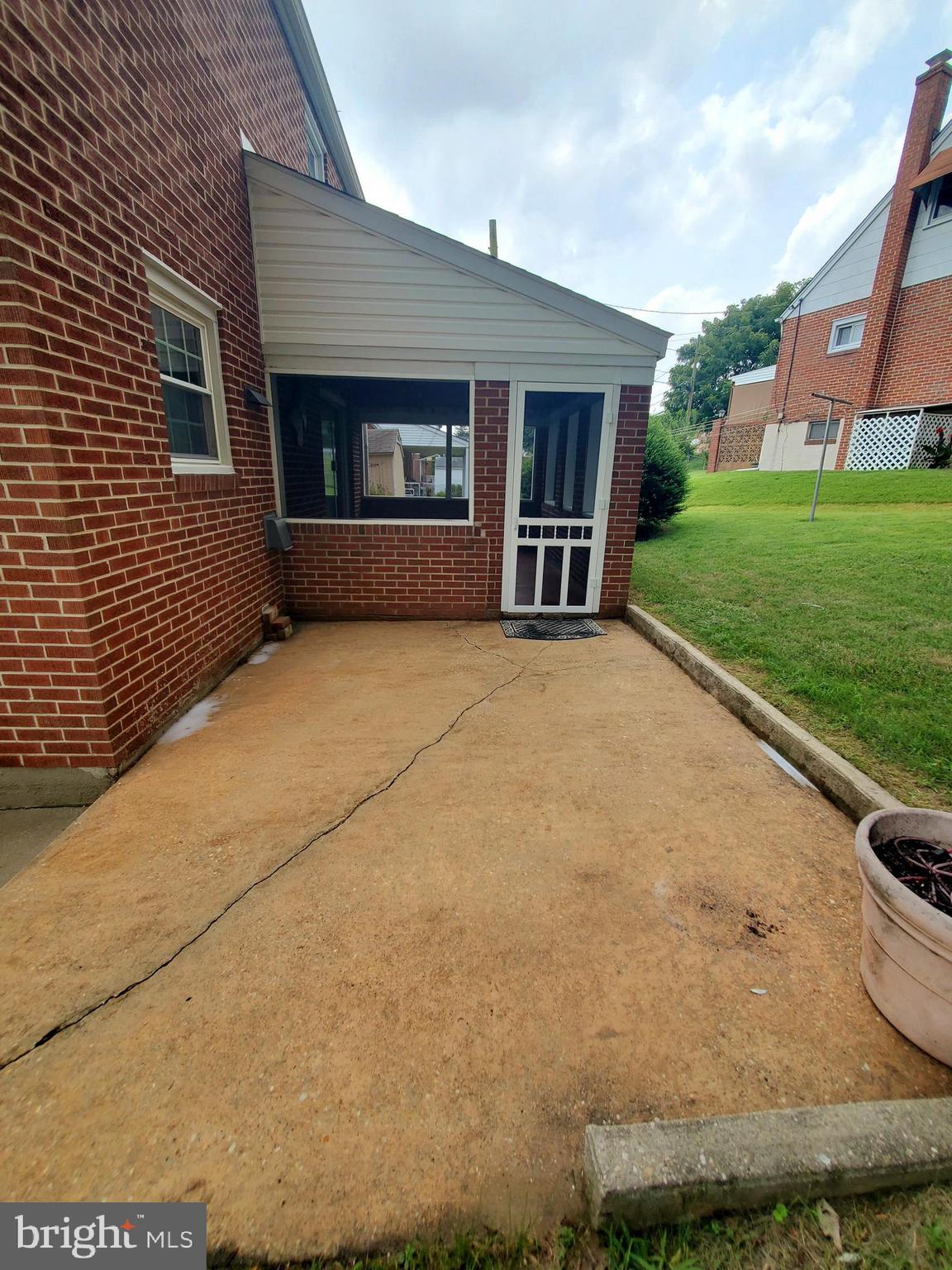 HILLBROOK - Residential