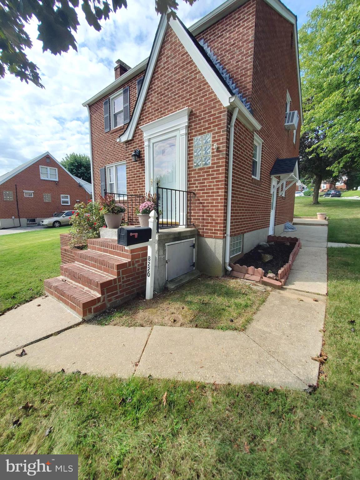 HILLBROOK - Residential