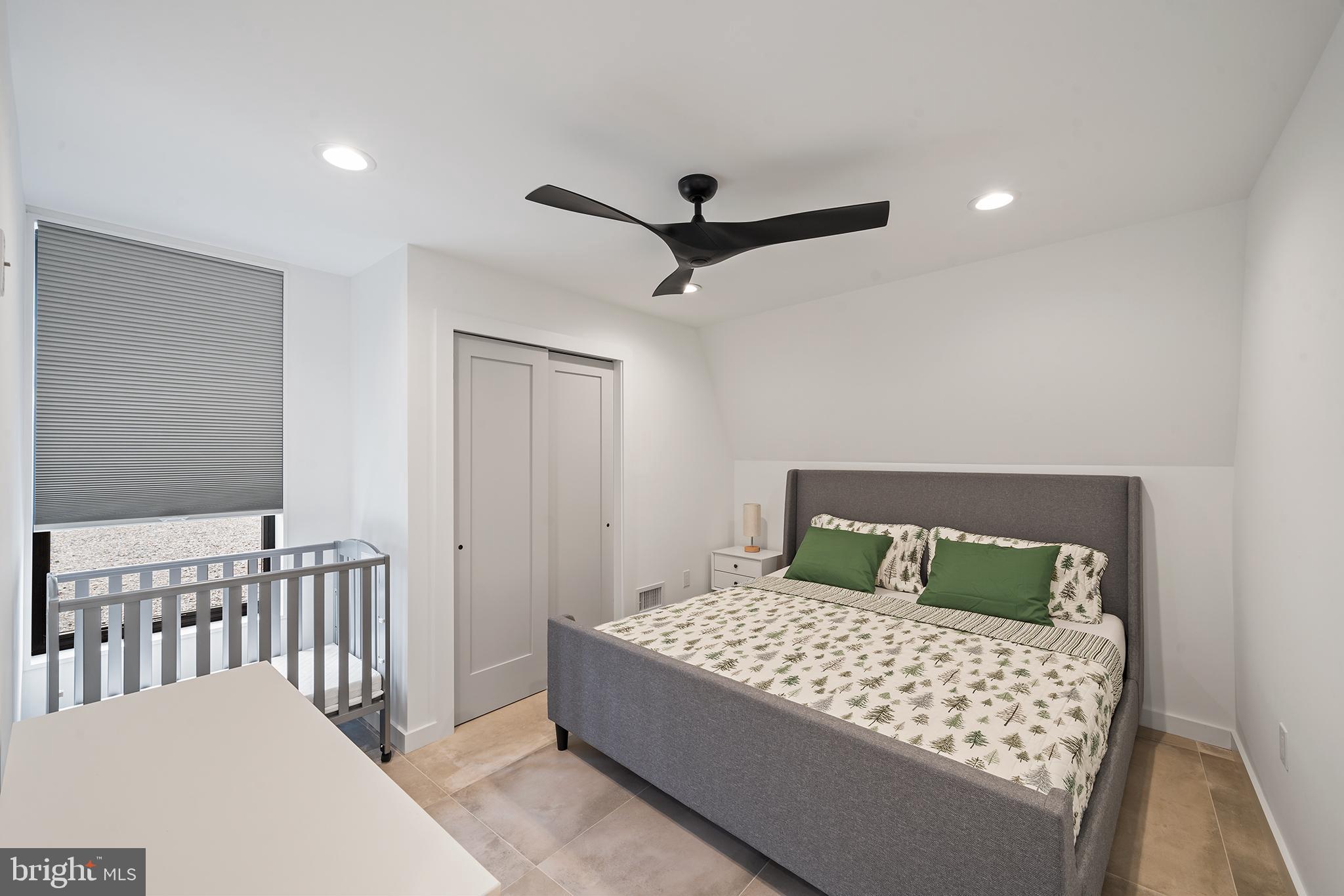 AROOWHEAD LAKES - Residential