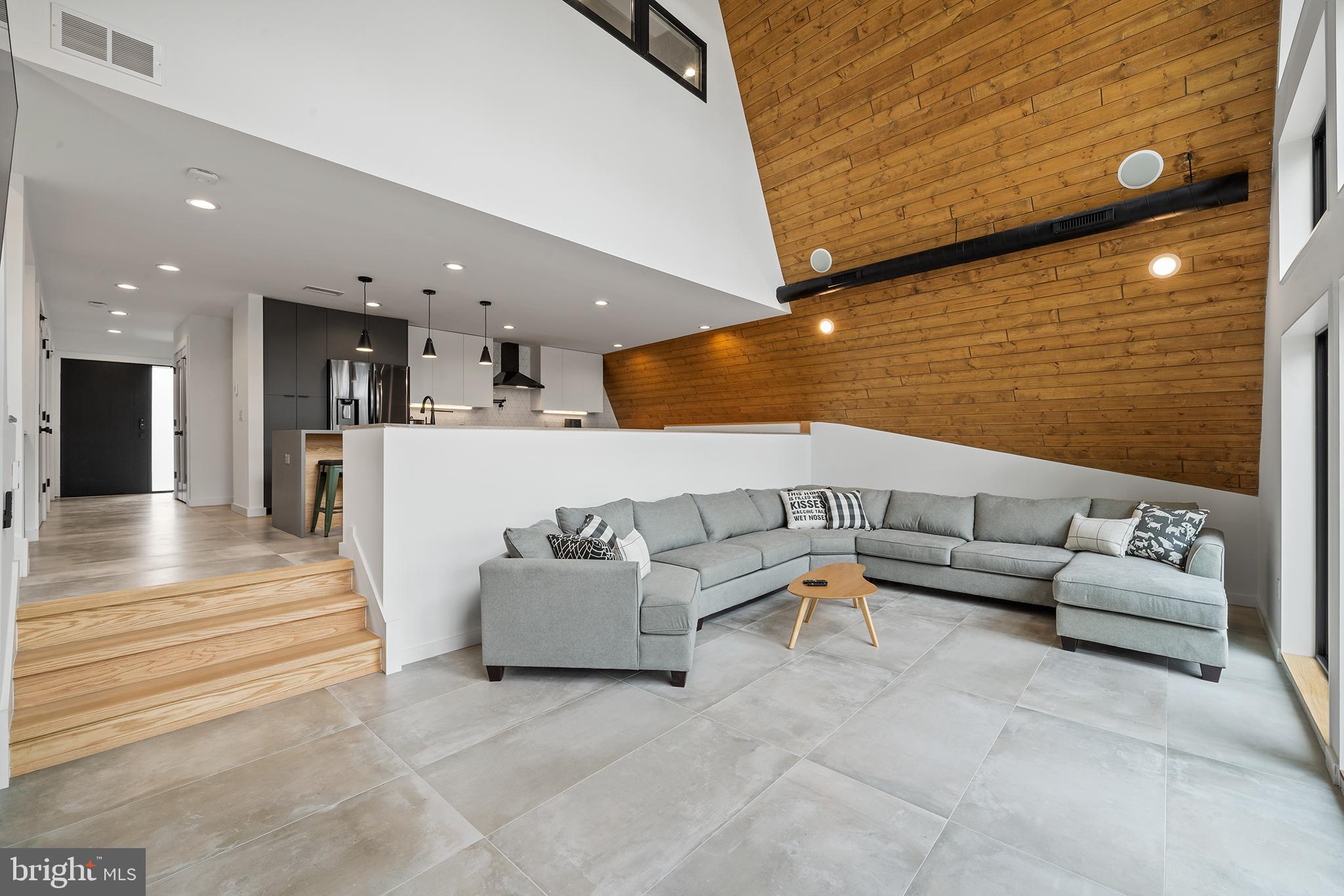 AROOWHEAD LAKES - Residential