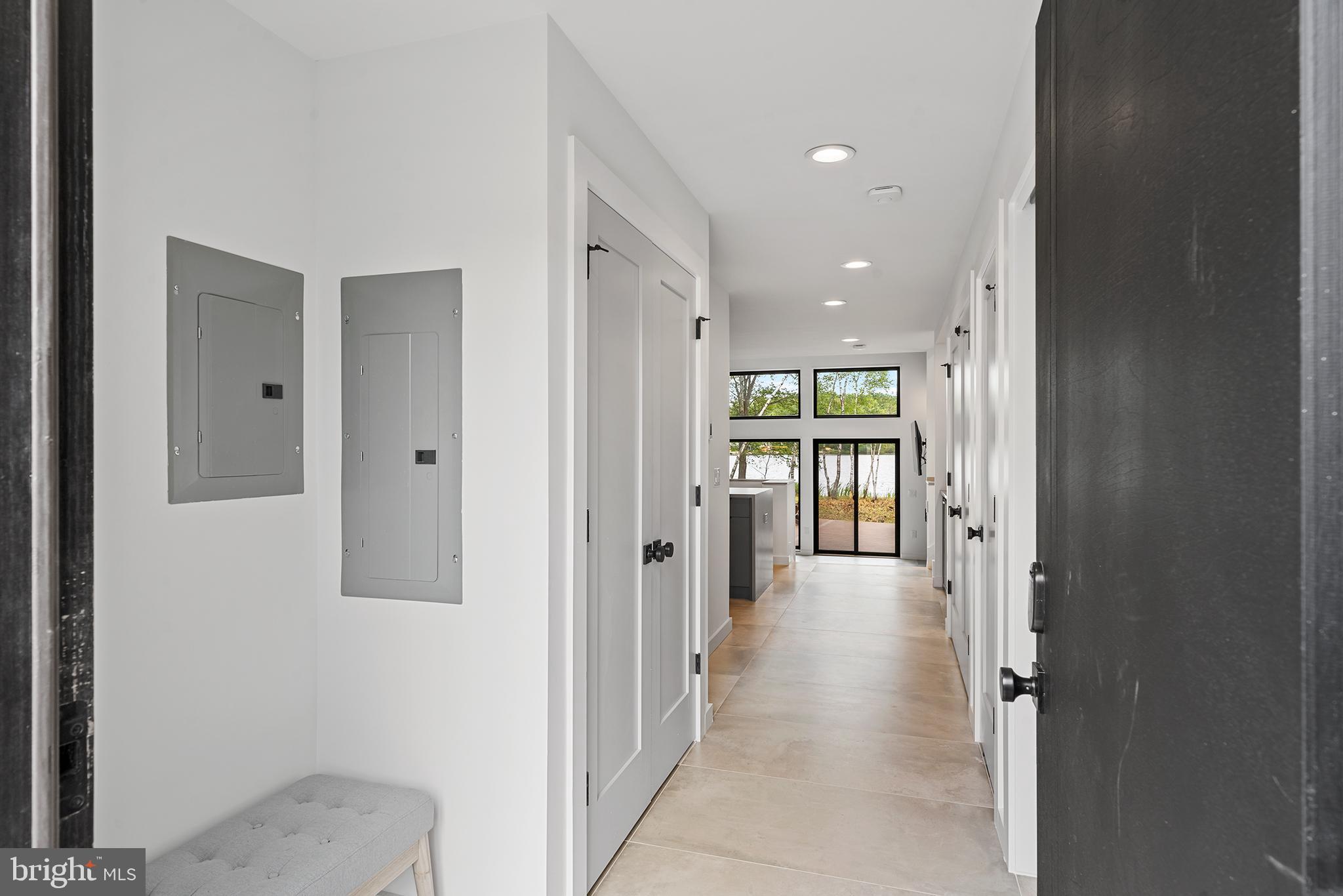 AROOWHEAD LAKES - Residential