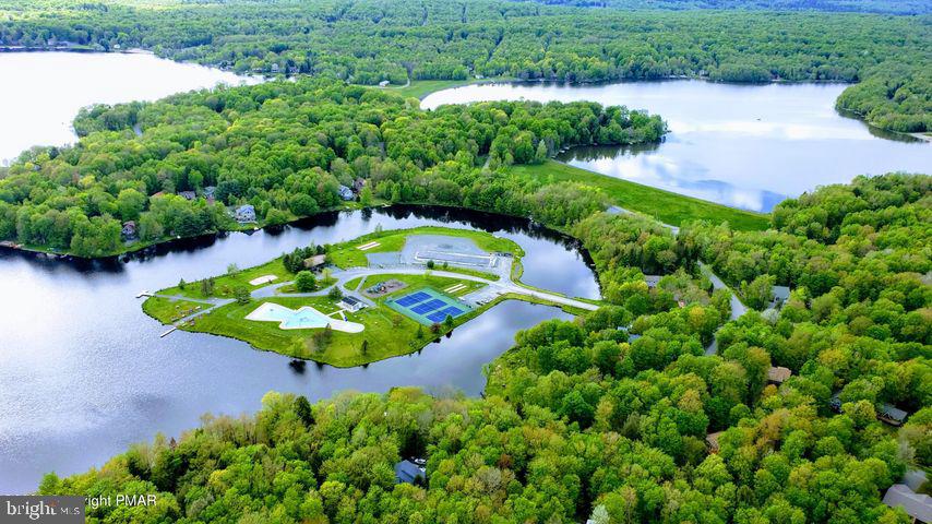 AROOWHEAD LAKES - Residential