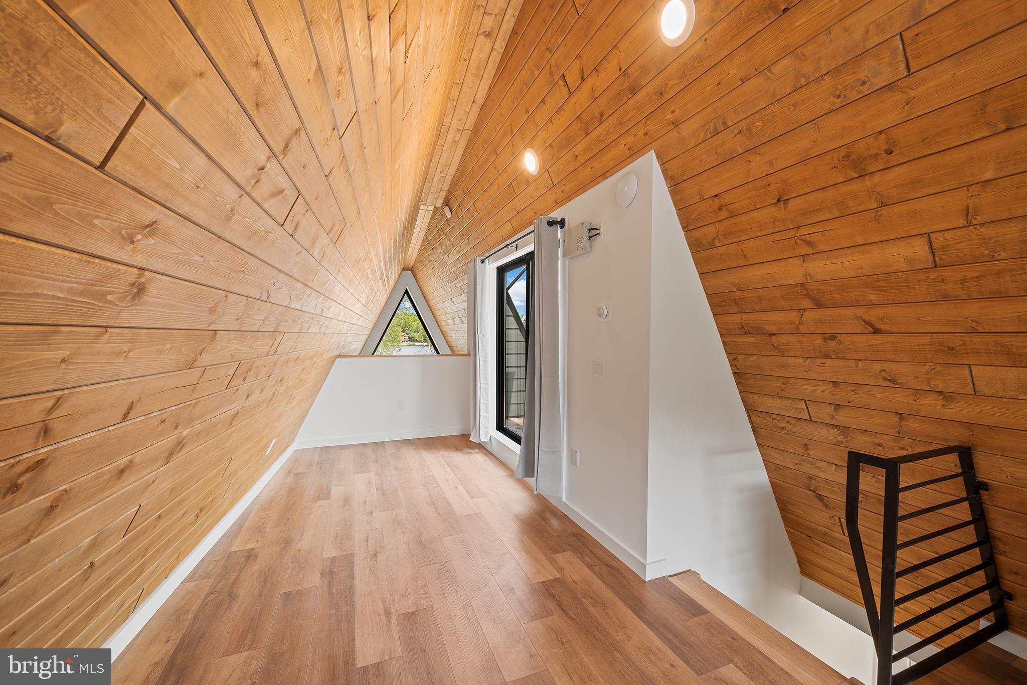 AROOWHEAD LAKES - Residential