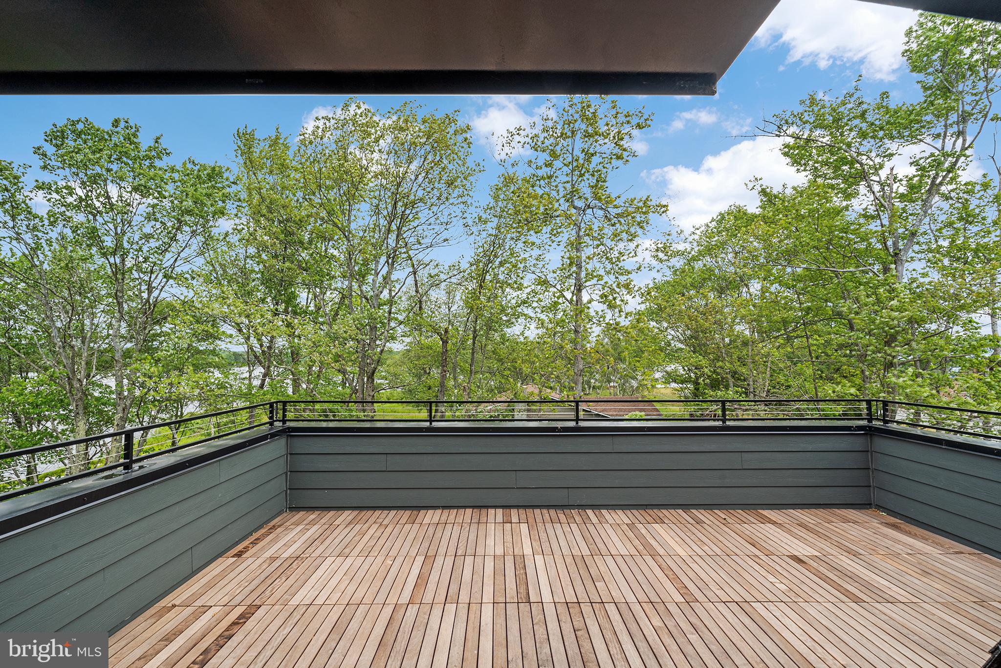 AROOWHEAD LAKES - Residential