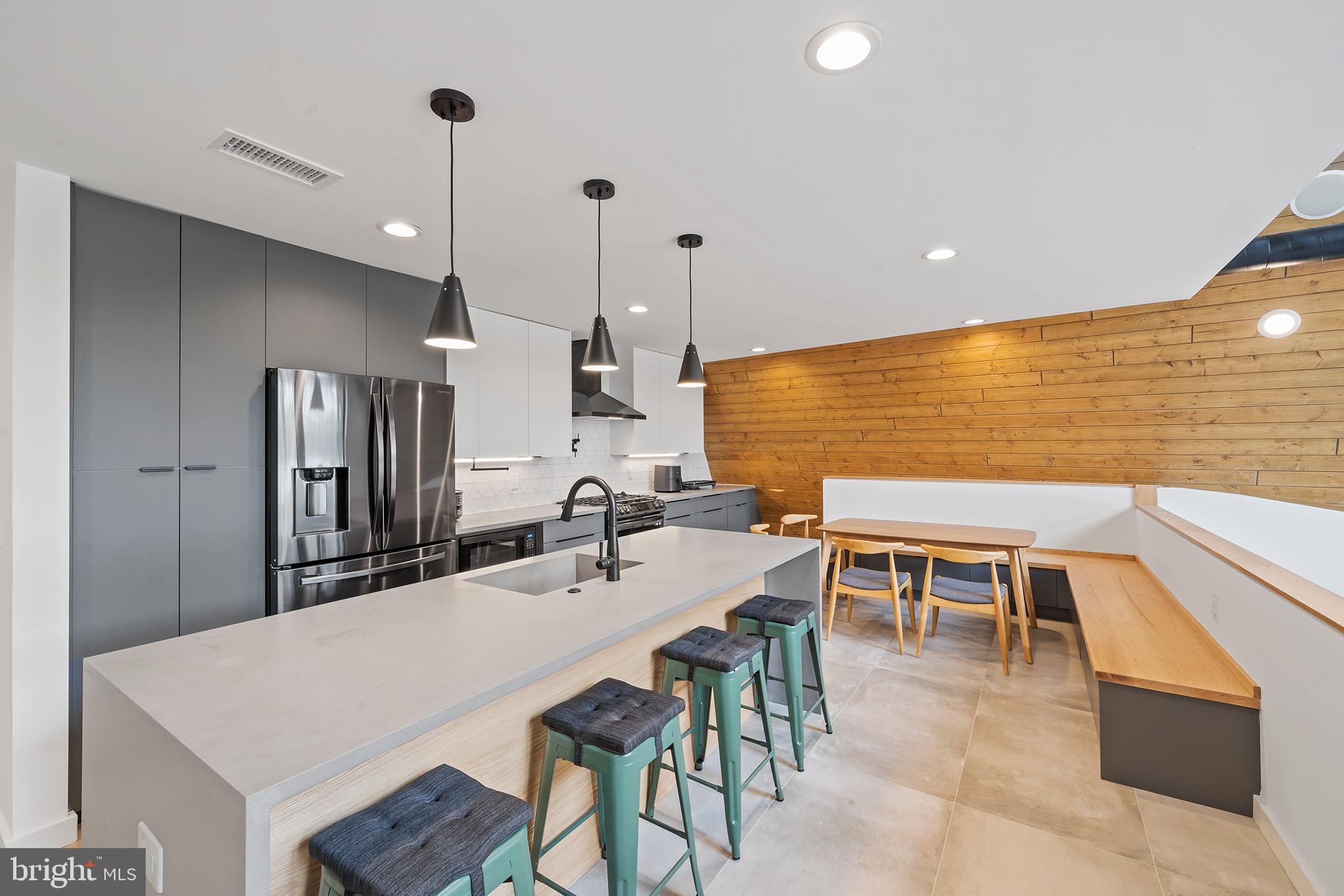 AROOWHEAD LAKES - Residential