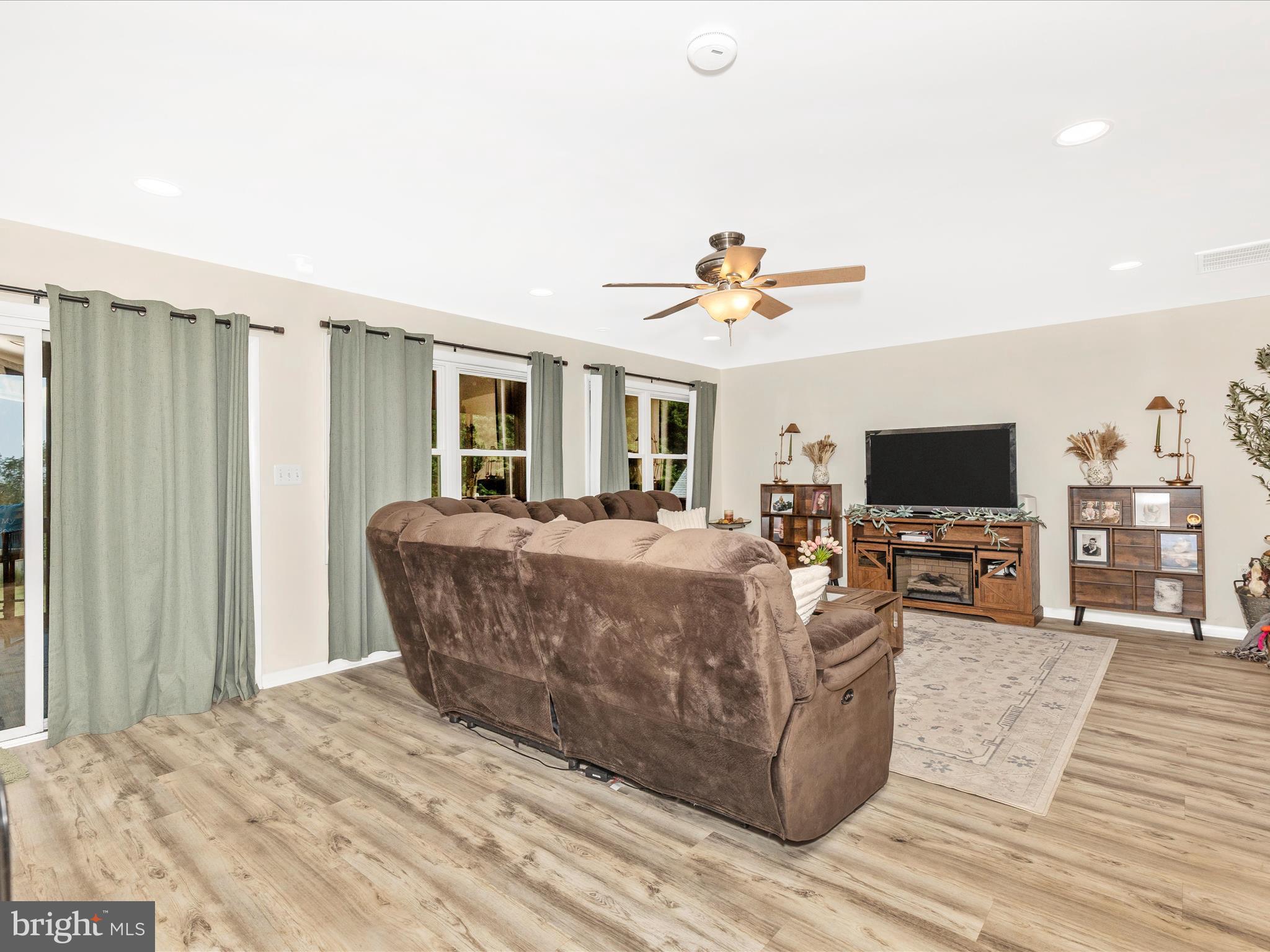 VIEW MORE HEIGHTS - Residential