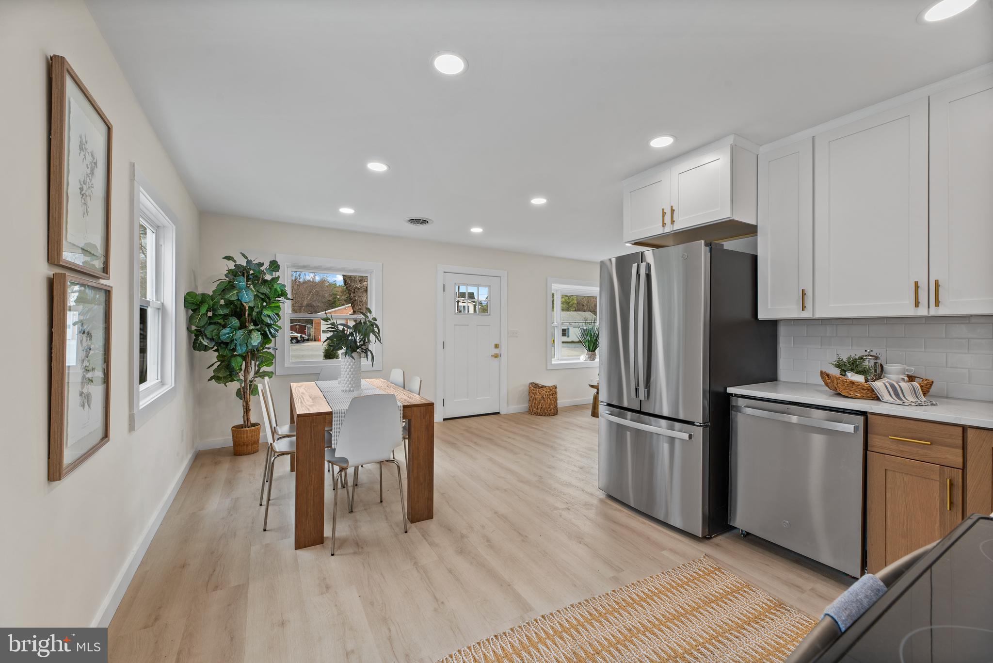 KENT ISLAND ESTATES - Residential