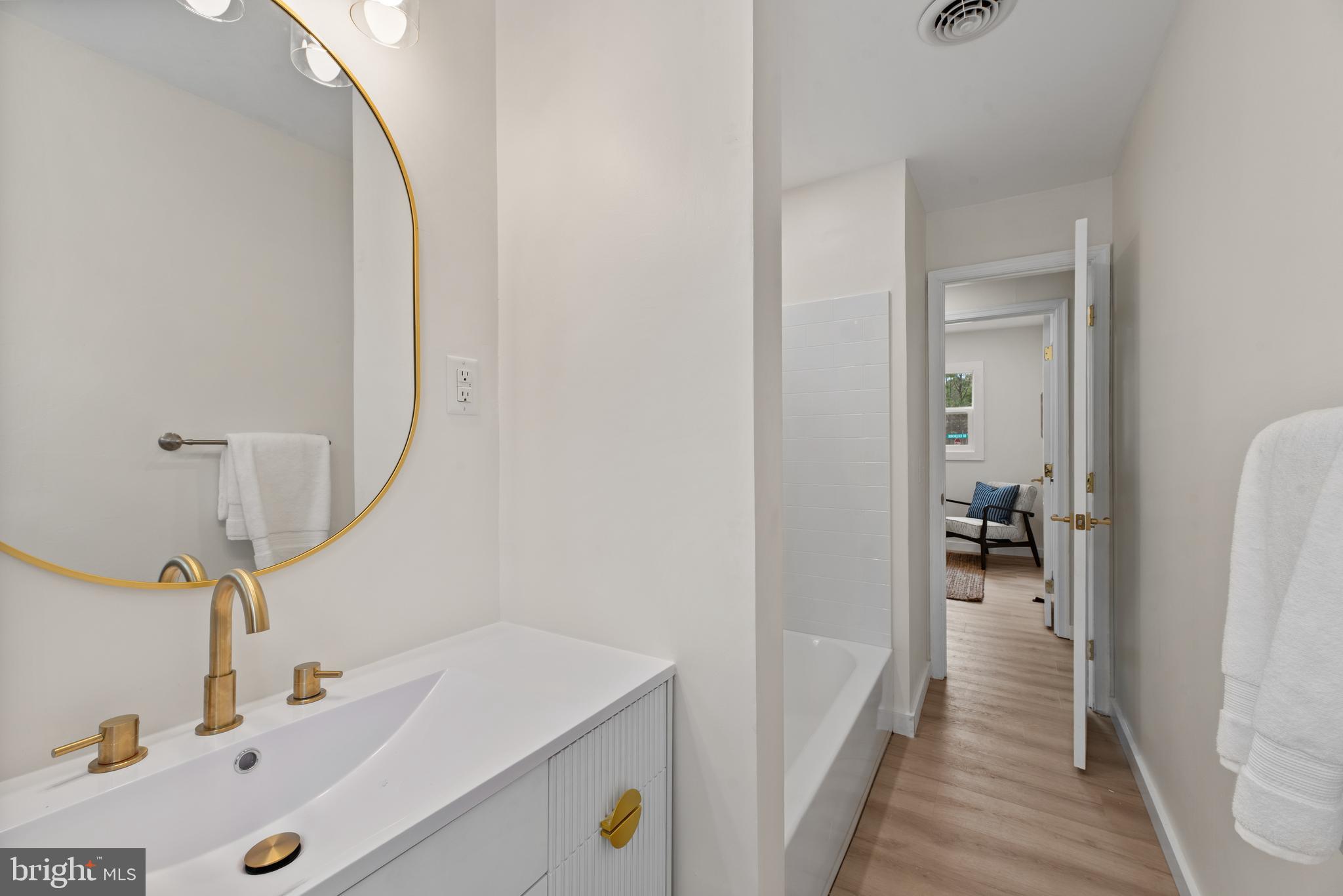 KENT ISLAND ESTATES - Residential