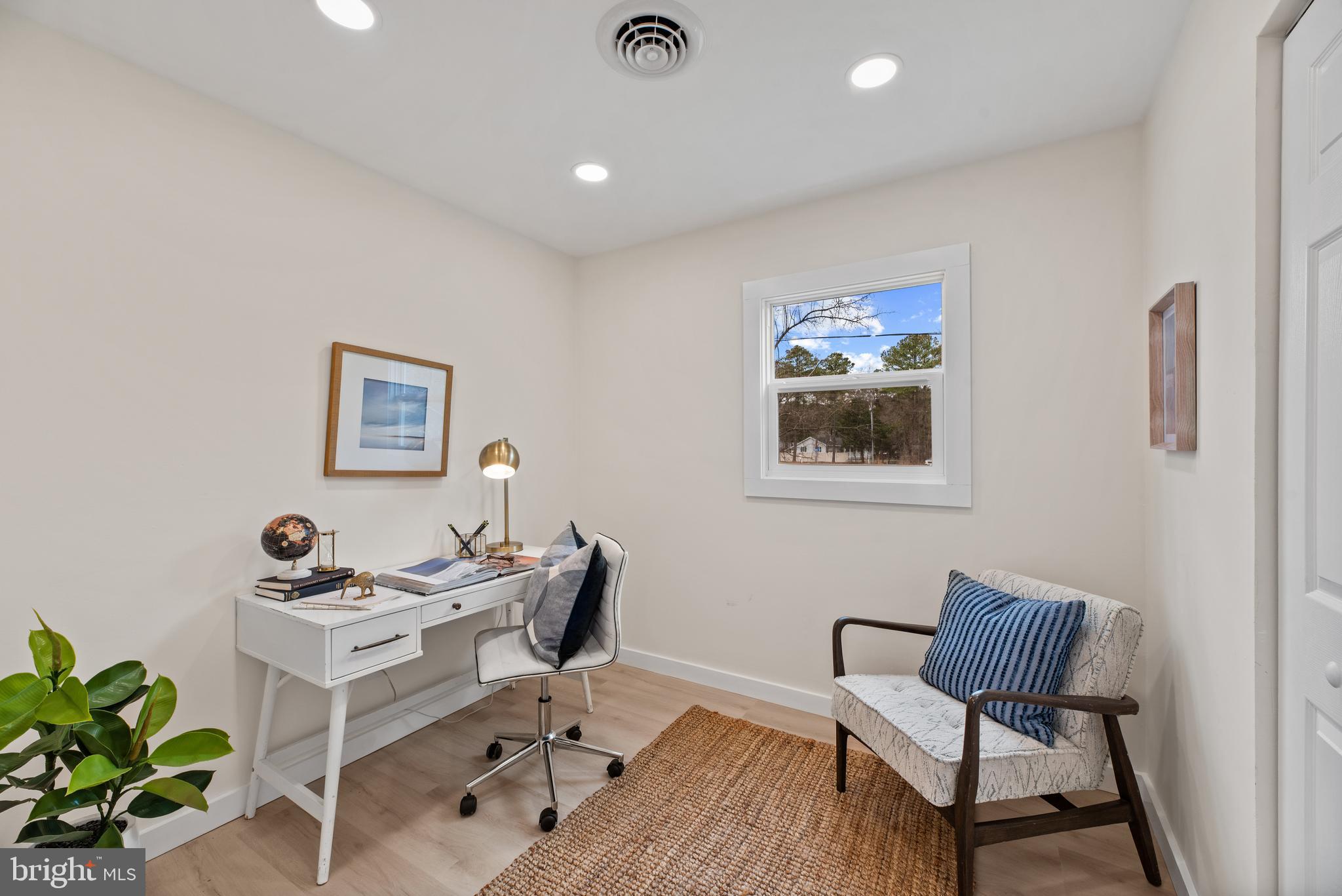 KENT ISLAND ESTATES - Residential