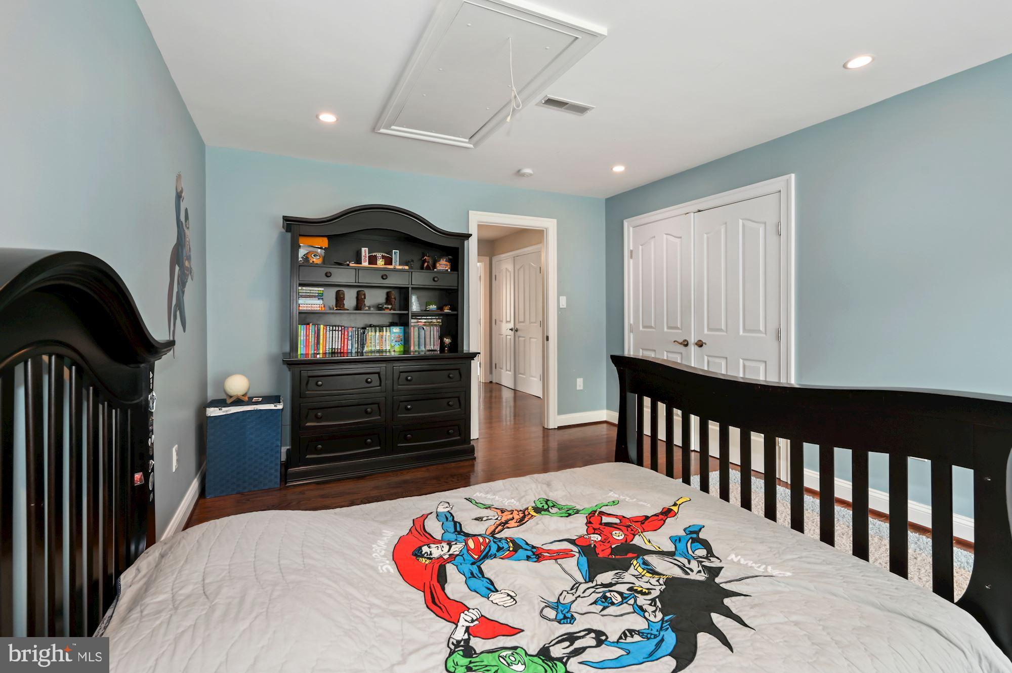 BRADLEY WOODS - Residential Lease