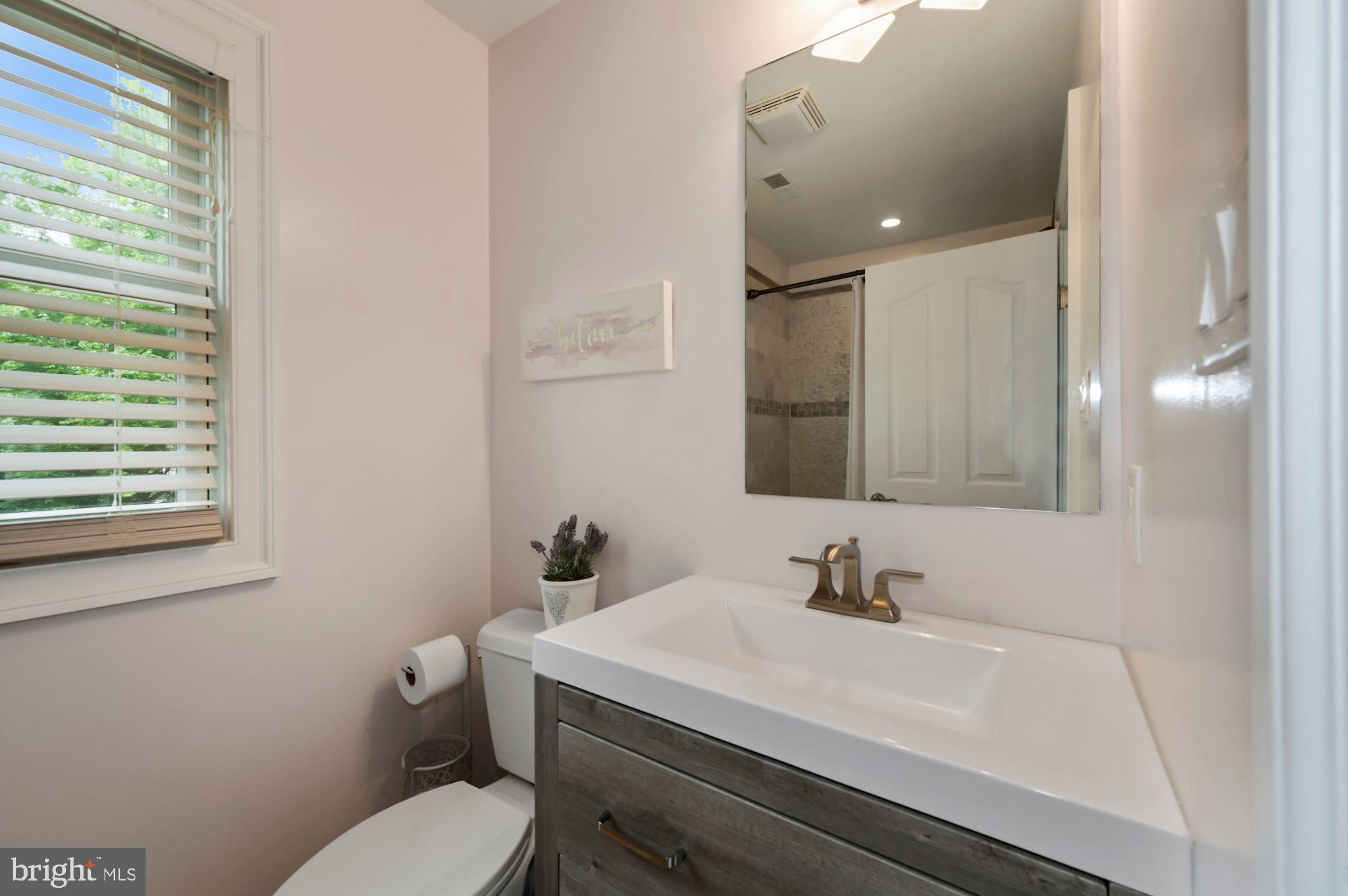 BRADLEY WOODS - Residential Lease