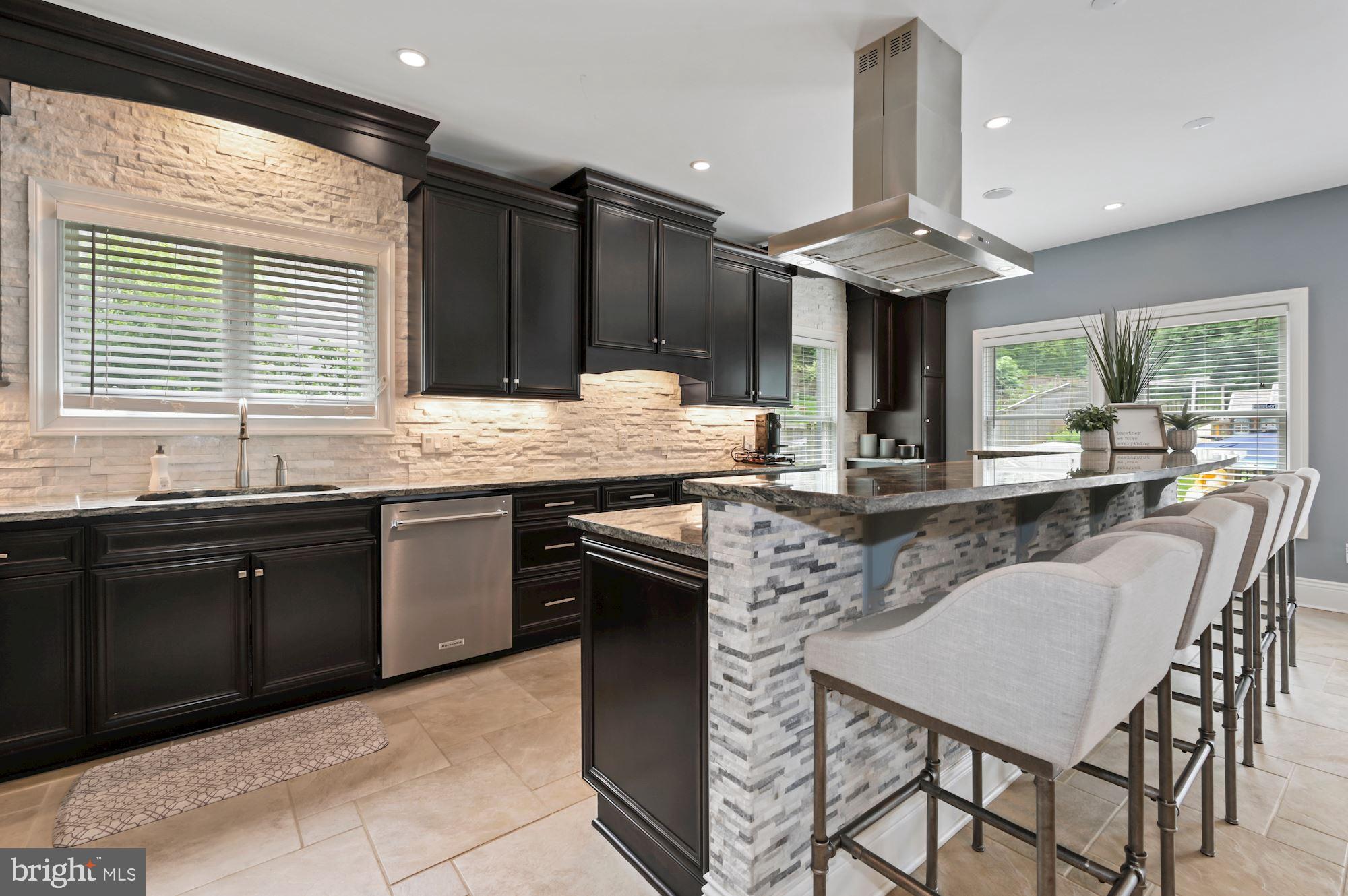 BRADLEY WOODS - Residential Lease