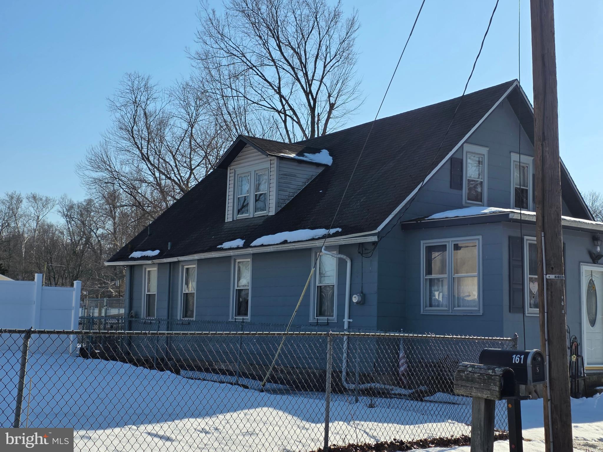 276 GLENN AVENUE