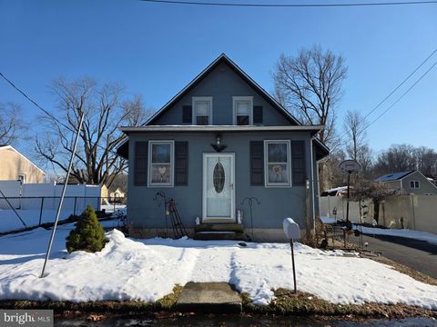 Homes For Sale - 276 Glenn Avenue<br/> BLACKWOOD, NJ 08012
