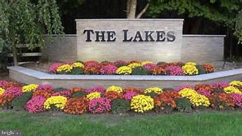 Condo For Sale - 303 Harwood Court<br/> MOUNT LAUREL, NJ 08054