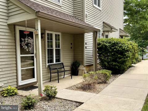 Condo For Sale - 303 Harwood Court<br/> MOUNT LAUREL, NJ 08054