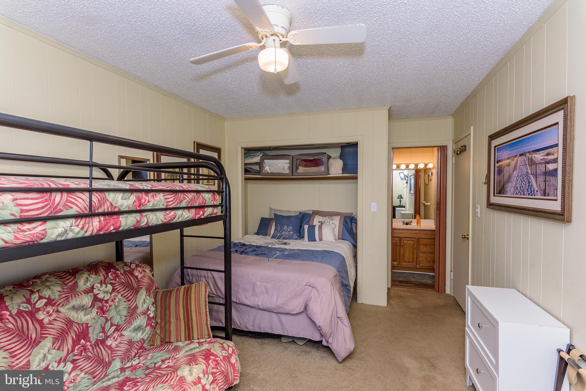 CAINE HARBOR MILE - Residential