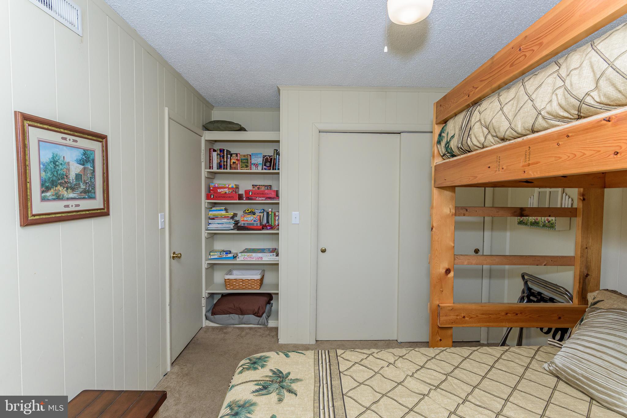 CAINE HARBOR MILE - Residential