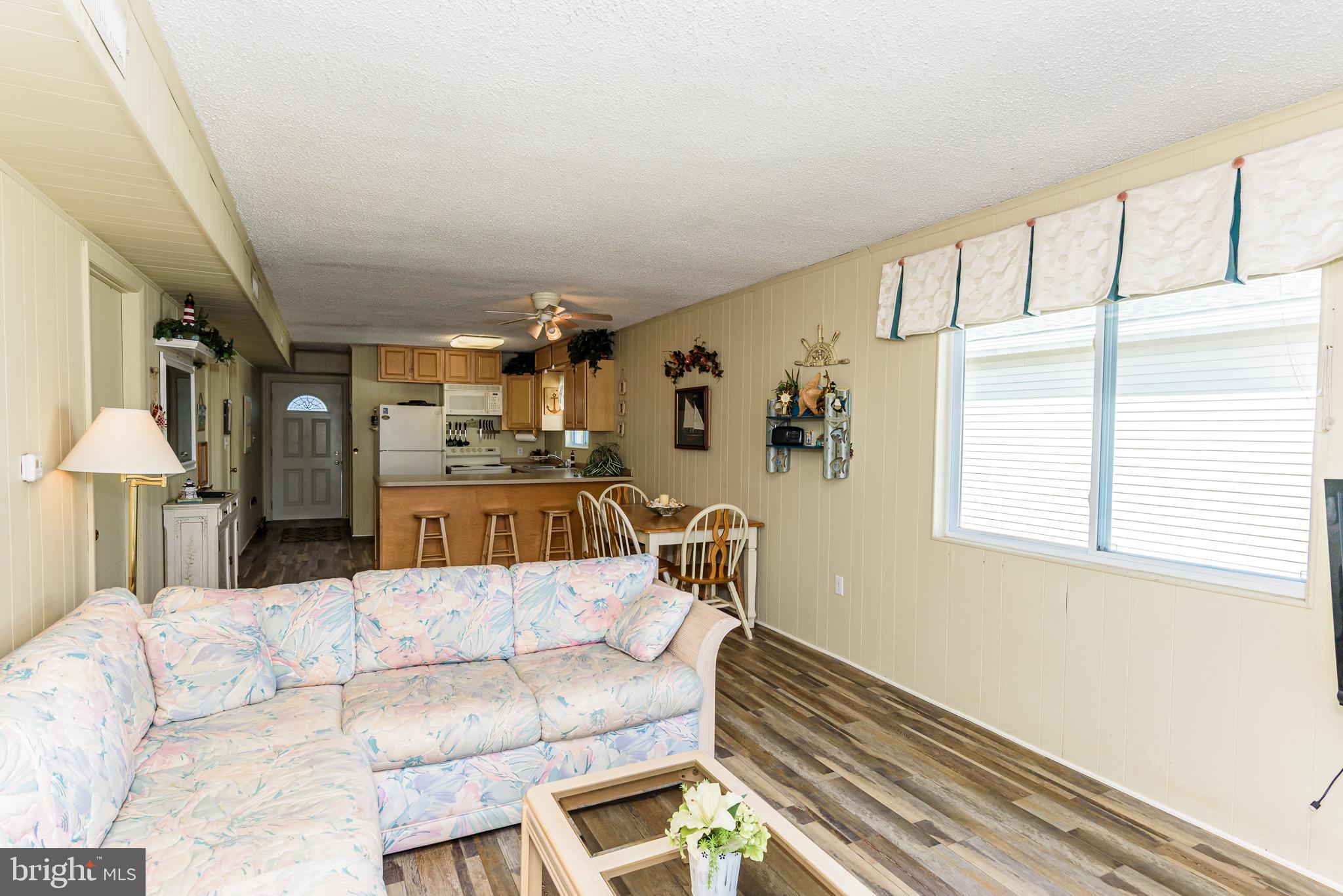 CAINE HARBOR MILE - Residential